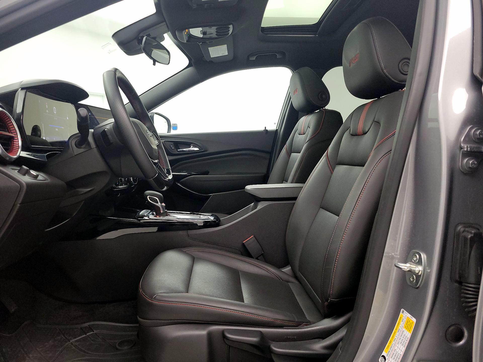 Thumbnail: 2024 Chevrolet Trax - 11