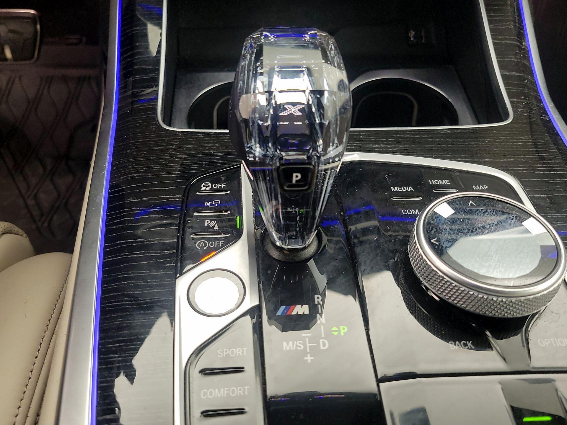 Thumbnail: 2021 BMW X7 - 18
