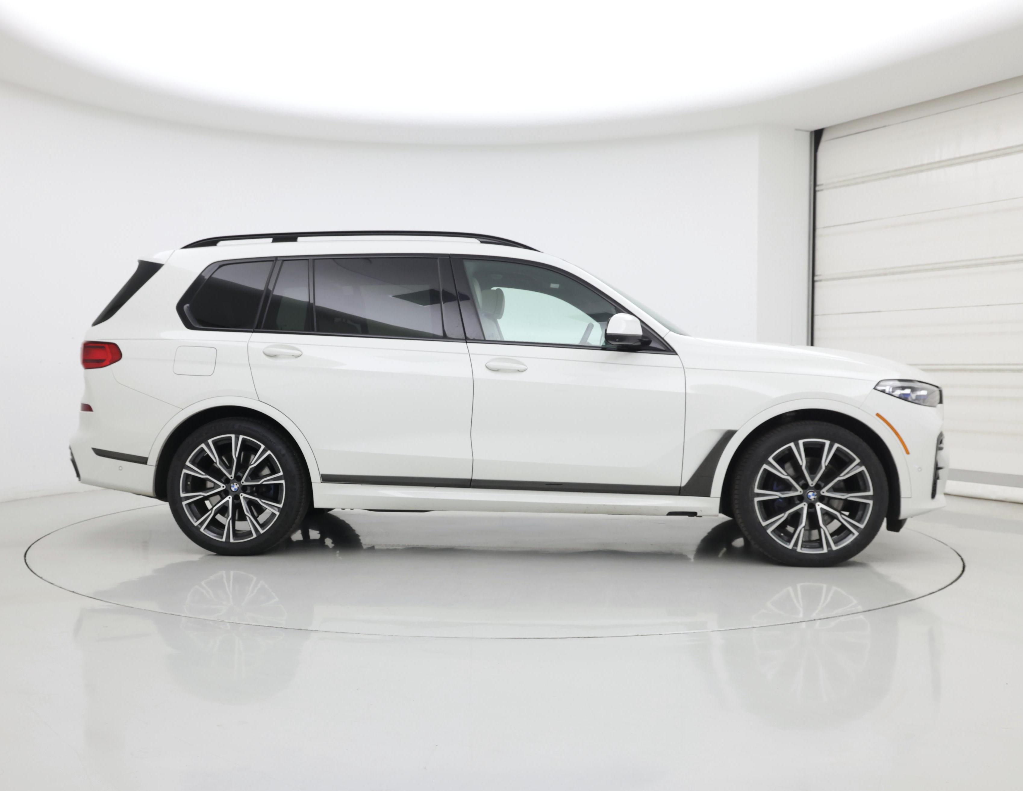 Thumbnail: 2021 BMW X7 - 7