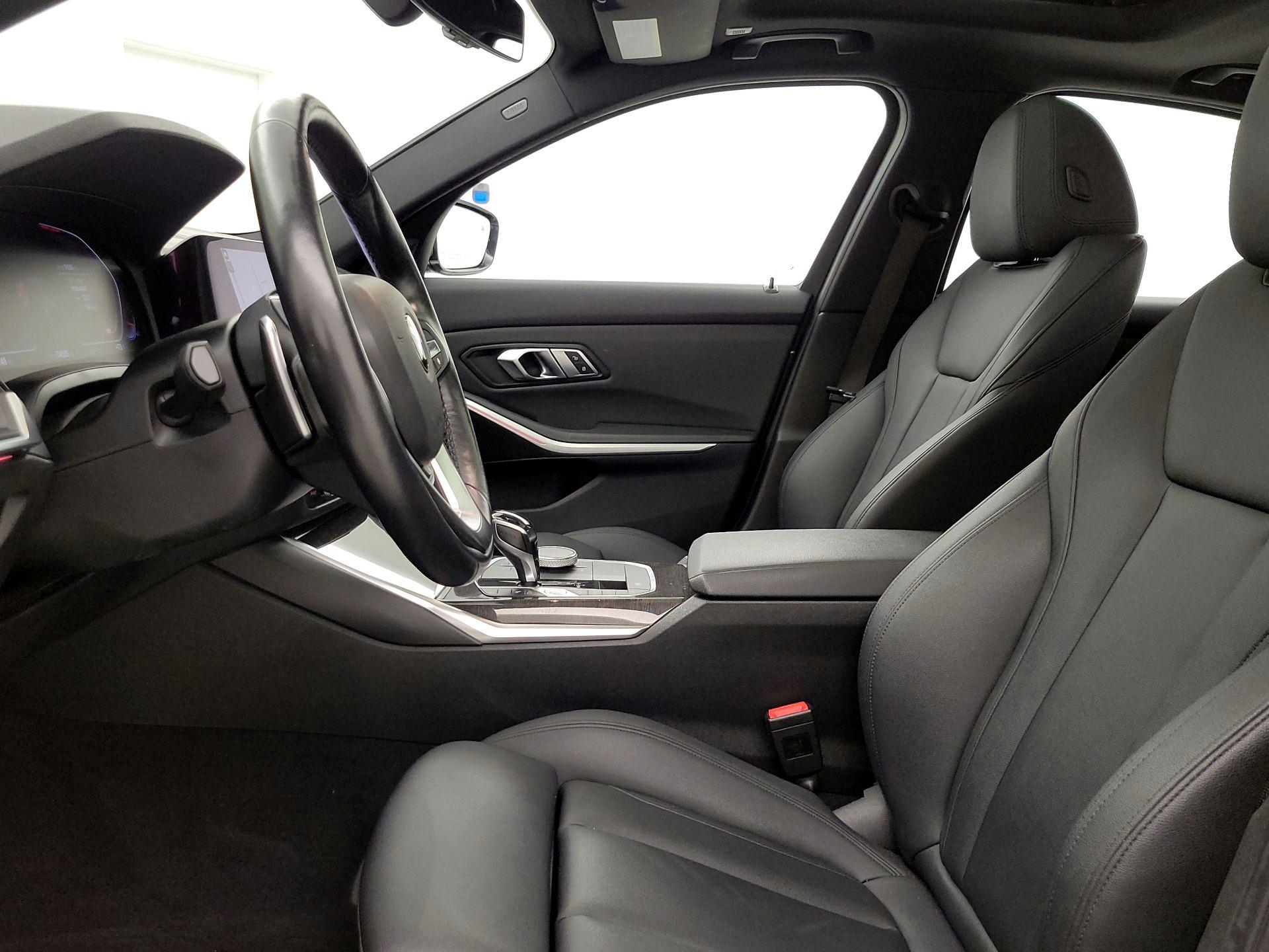 Thumbnail: 2020 BMW 3 Series - 11