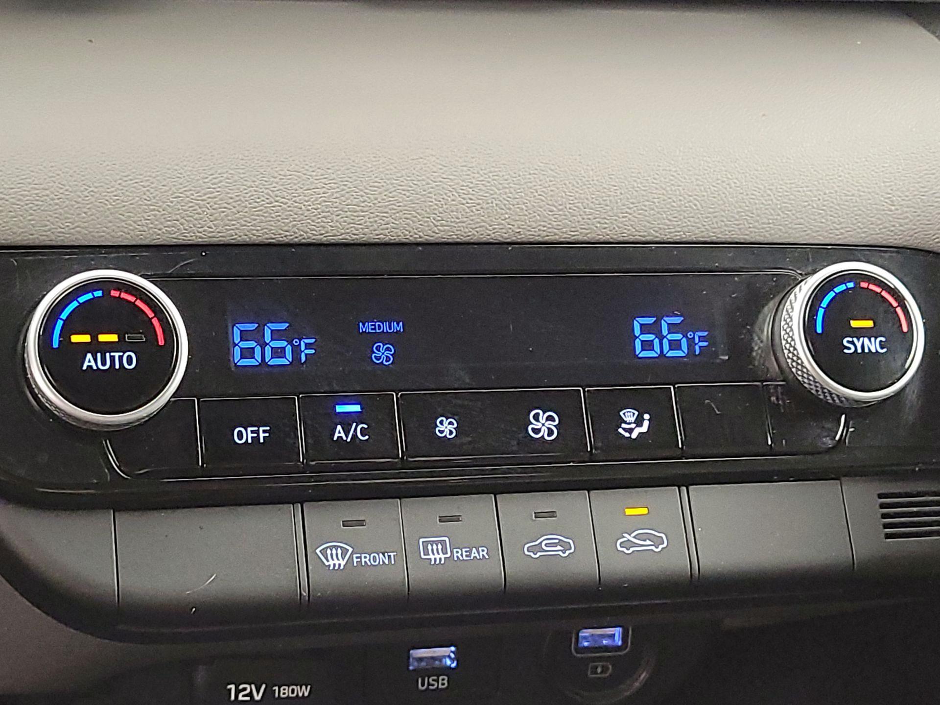 Thumbnail: 2021 Hyundai Elantra - 16