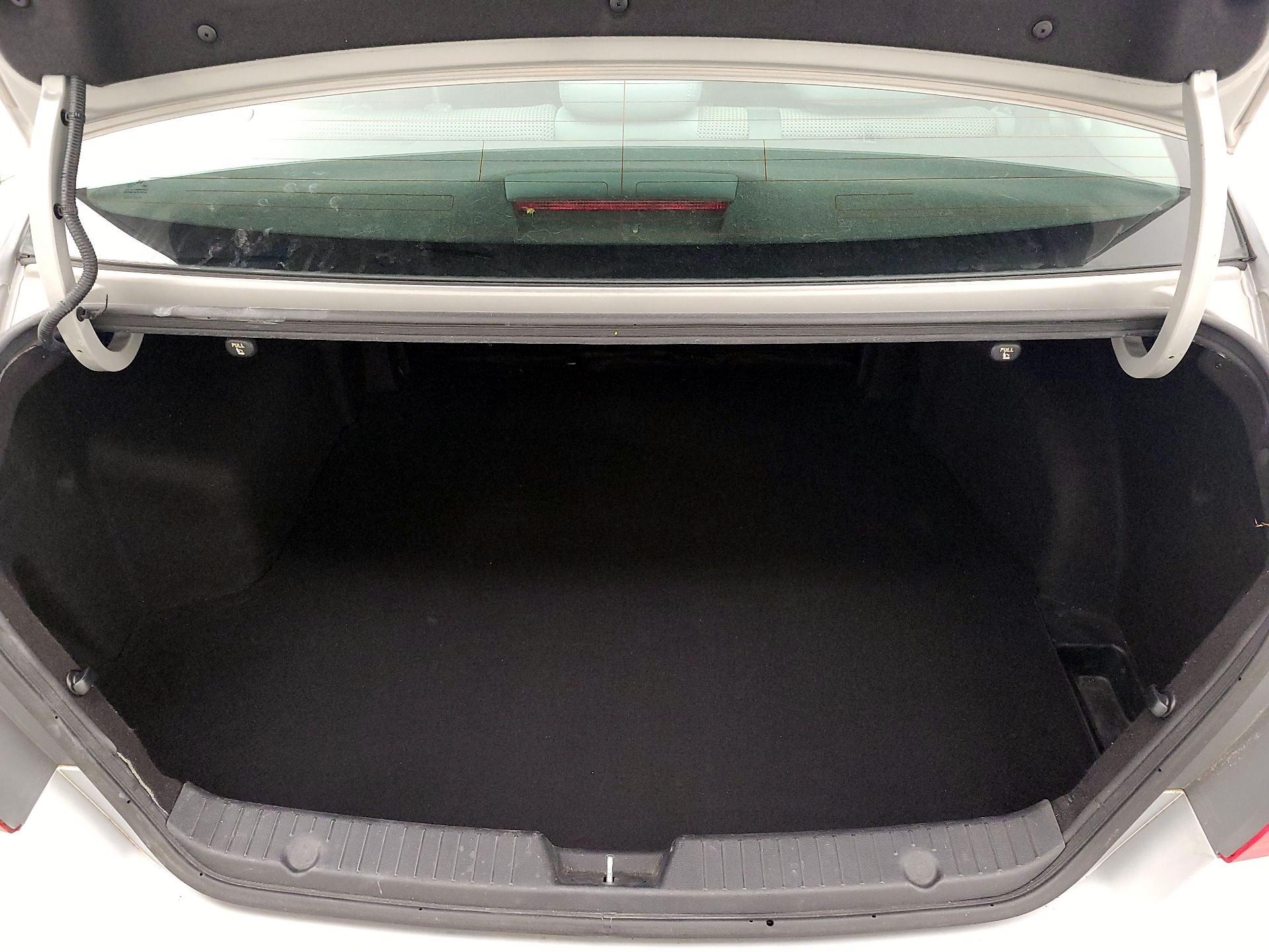Thumbnail: 2013 Hyundai Sonata - 19