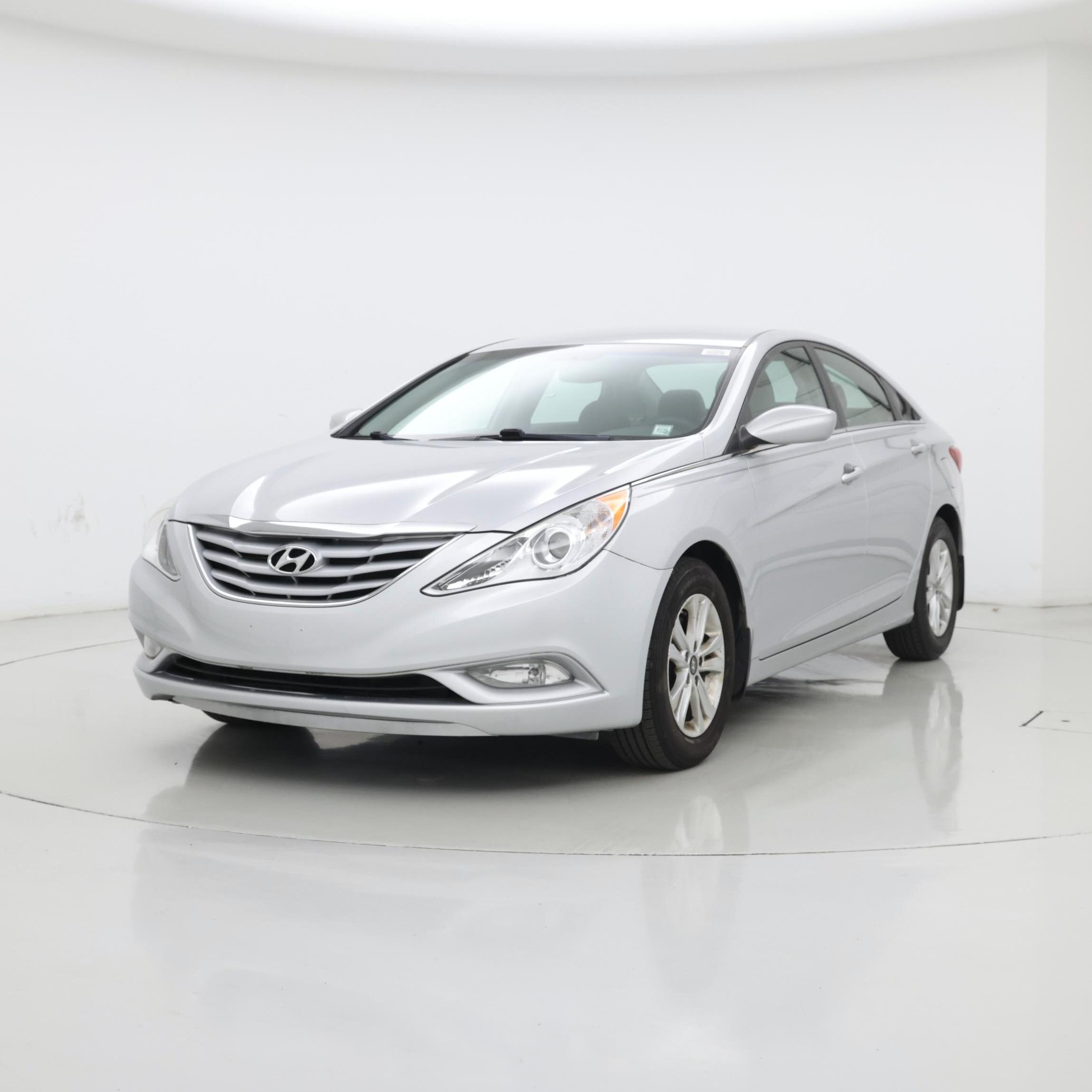 Thumbnail: 2013 Hyundai Sonata - 4