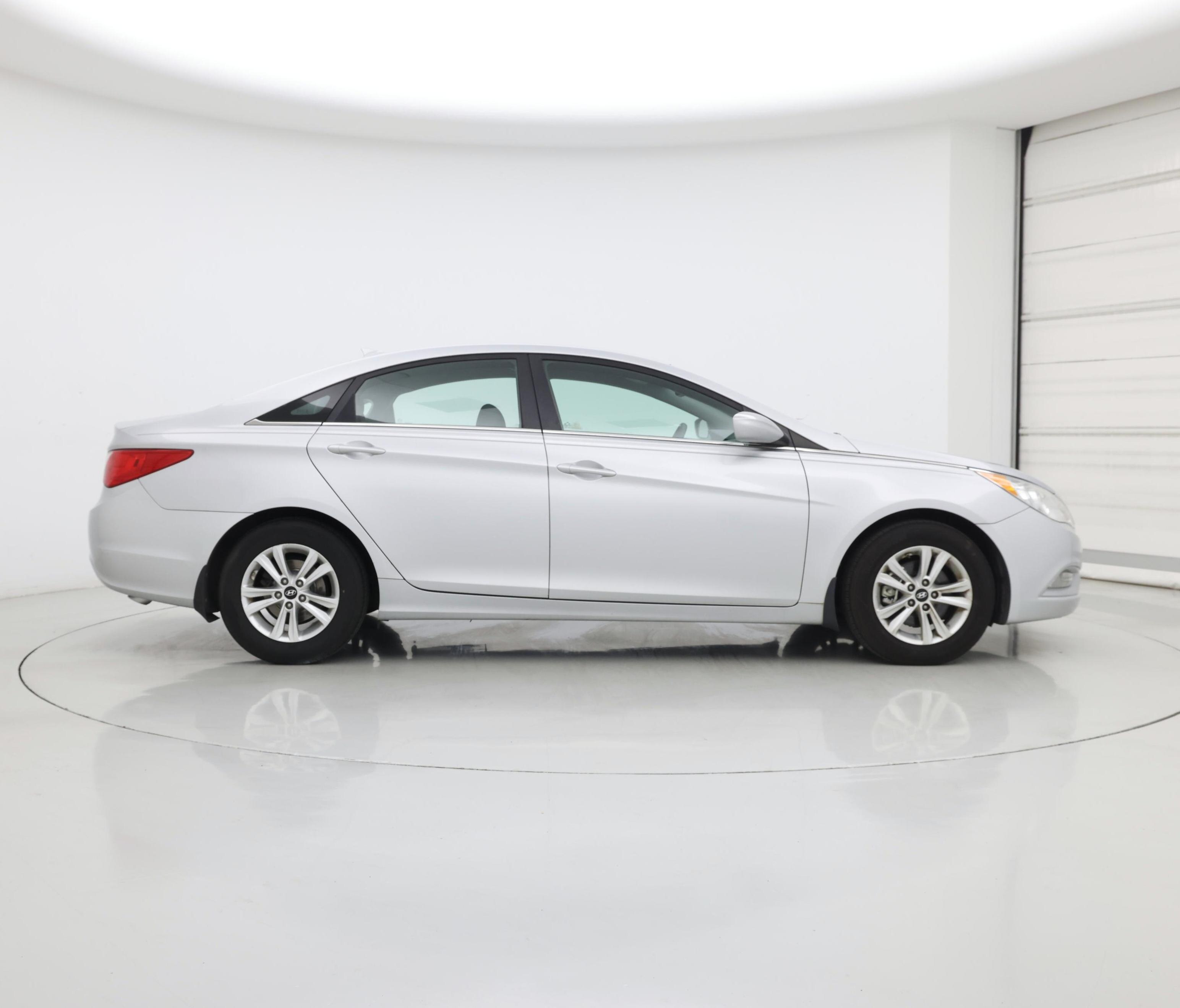 Thumbnail: 2013 Hyundai Sonata - 7