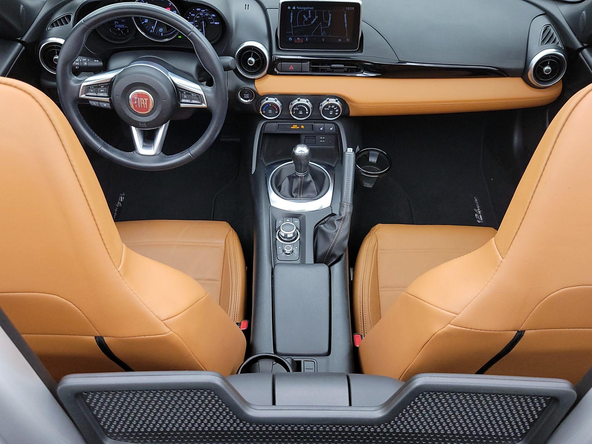 Thumbnail: 2018 Fiat 124 Spider - 9