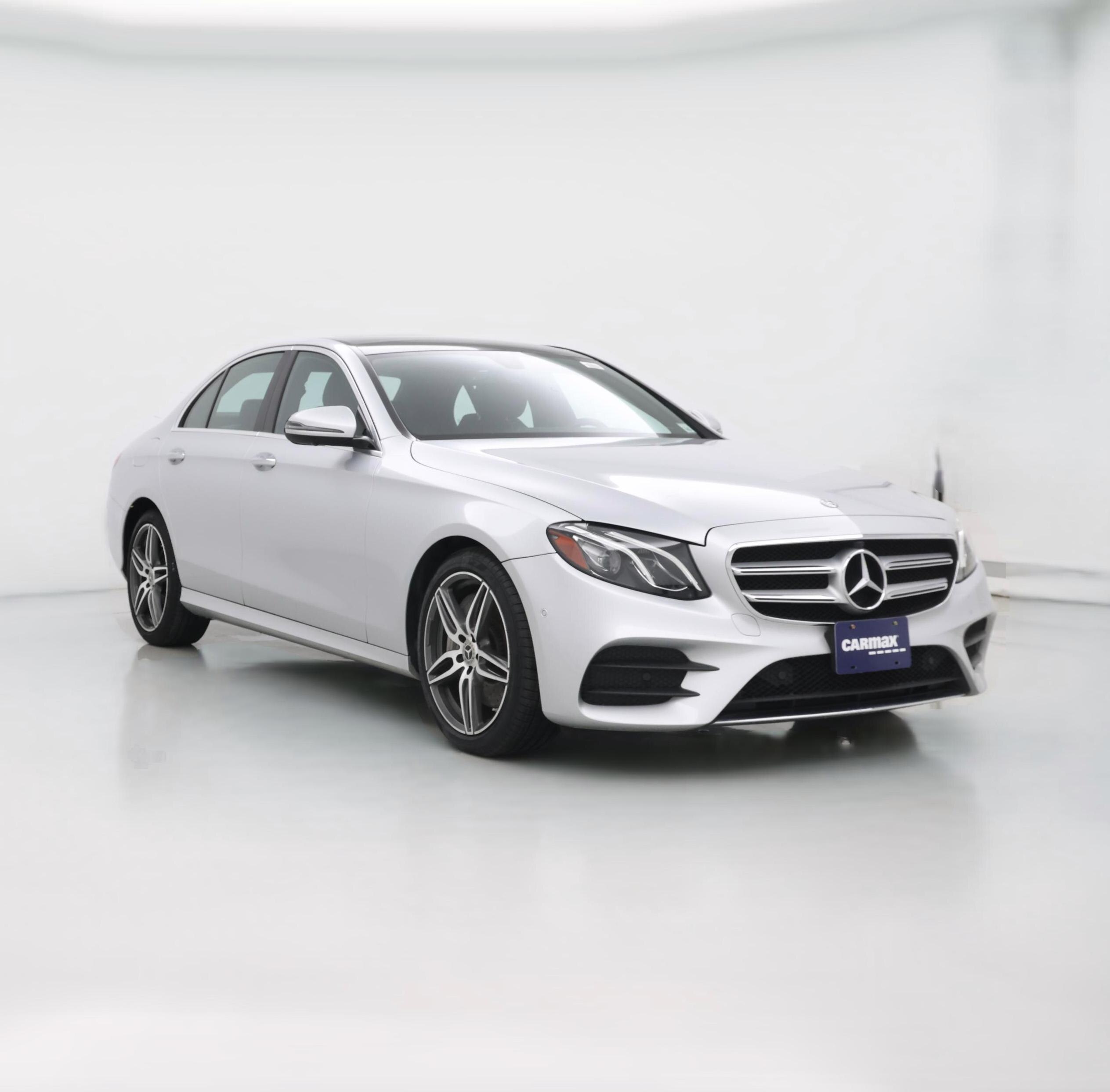Thumbnail: 2019 Mercedes-Benz E-Class - 1