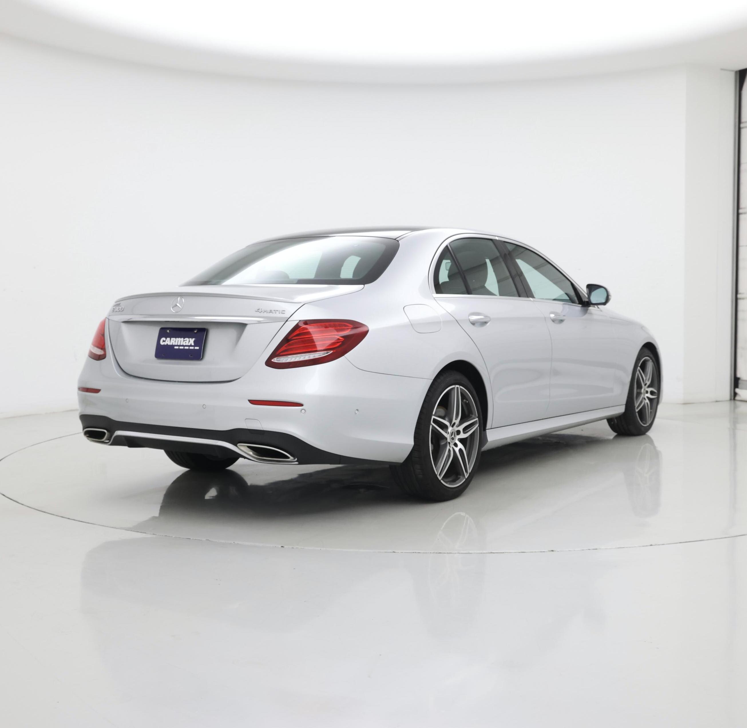 Thumbnail: 2019 Mercedes-Benz E-Class - 8