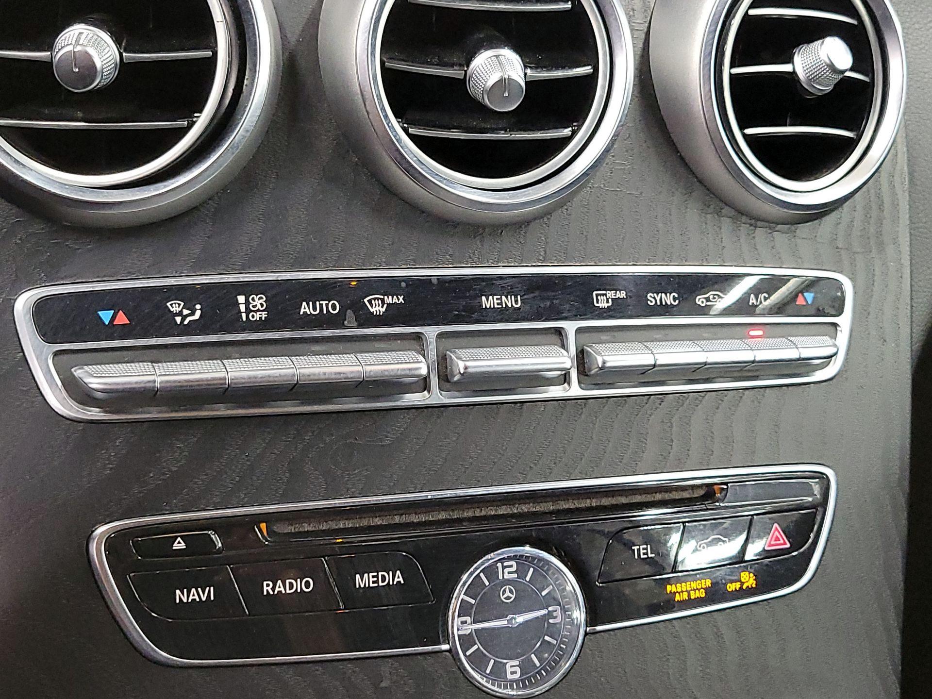 Thumbnail: 2018 Mercedes-Benz C-Class - 16