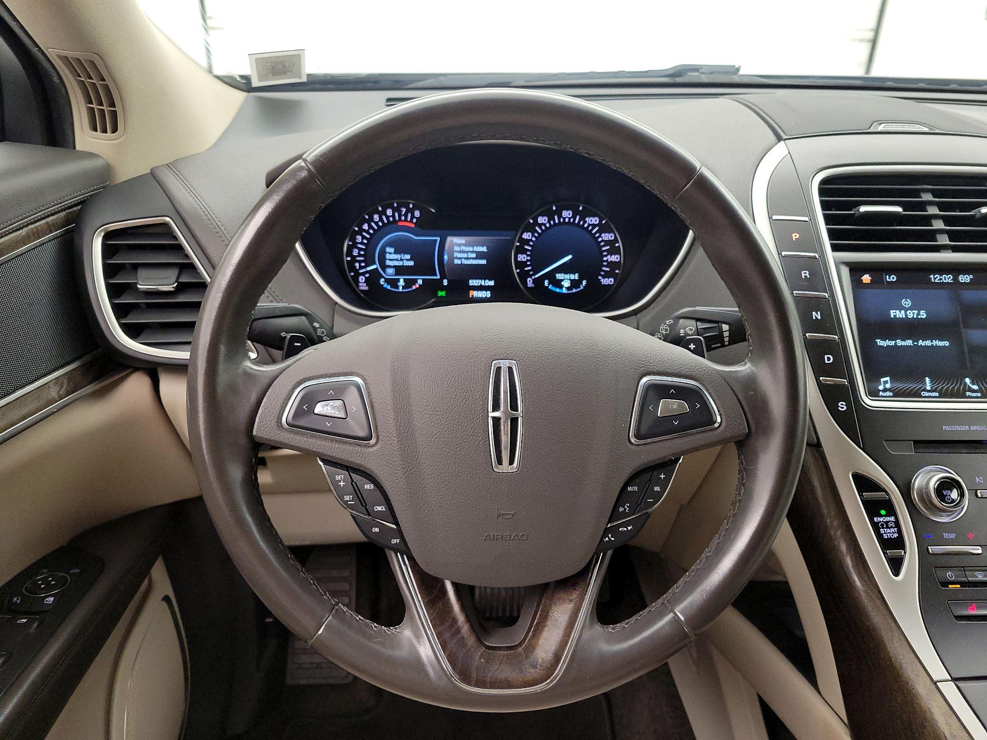 Thumbnail: 2016 Lincoln MKX - 10