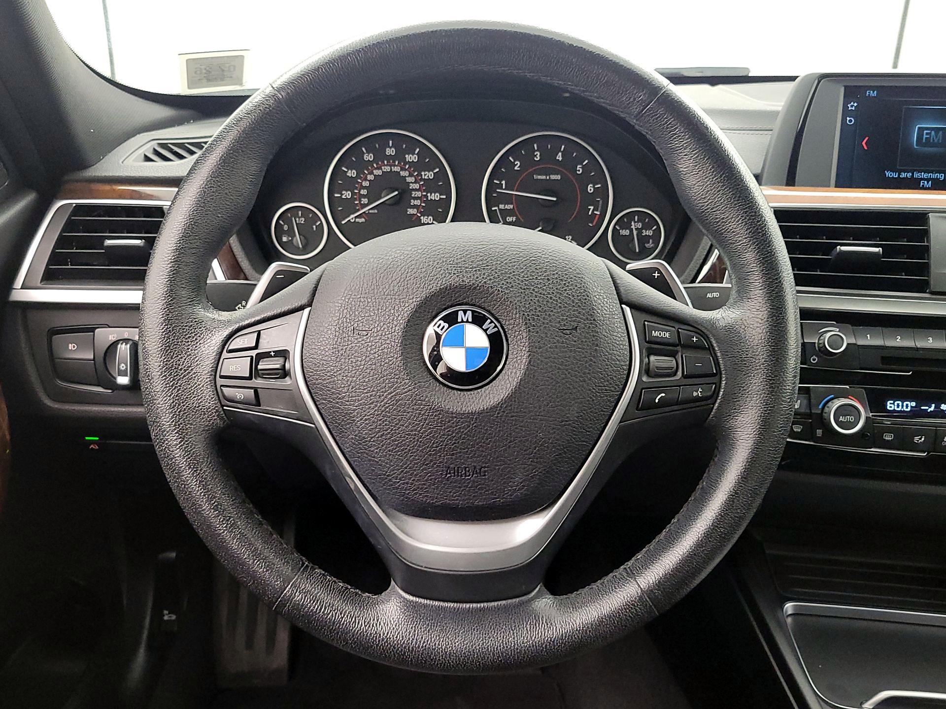 Thumbnail: 2018 BMW 3 Series - 10