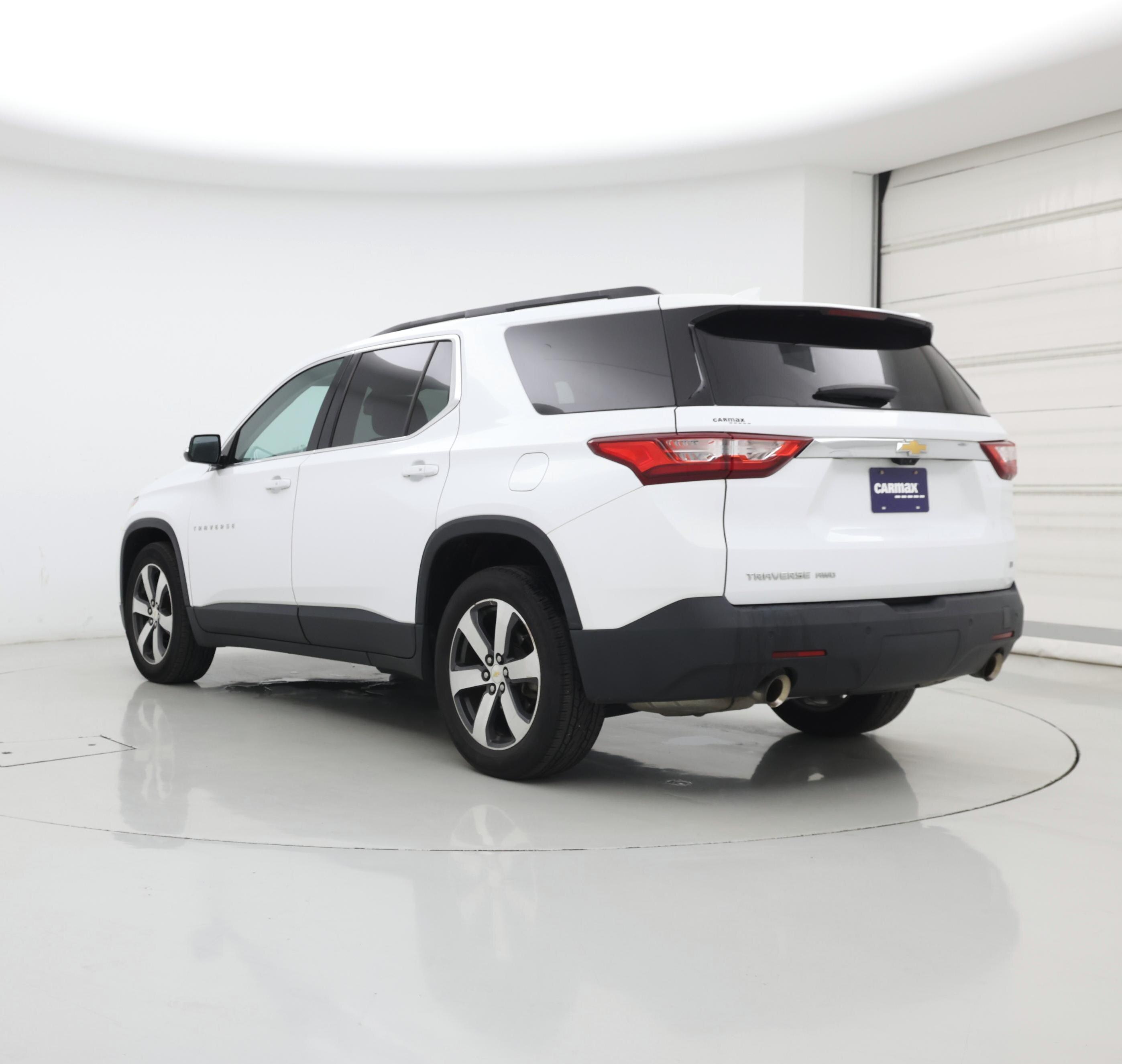 Thumbnail: 2019 Chevrolet Traverse - 2