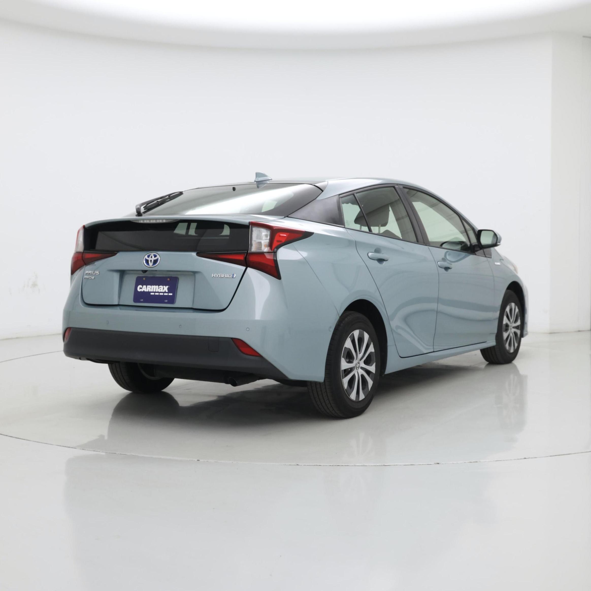 Thumbnail: 2019 Toyota Prius - 8