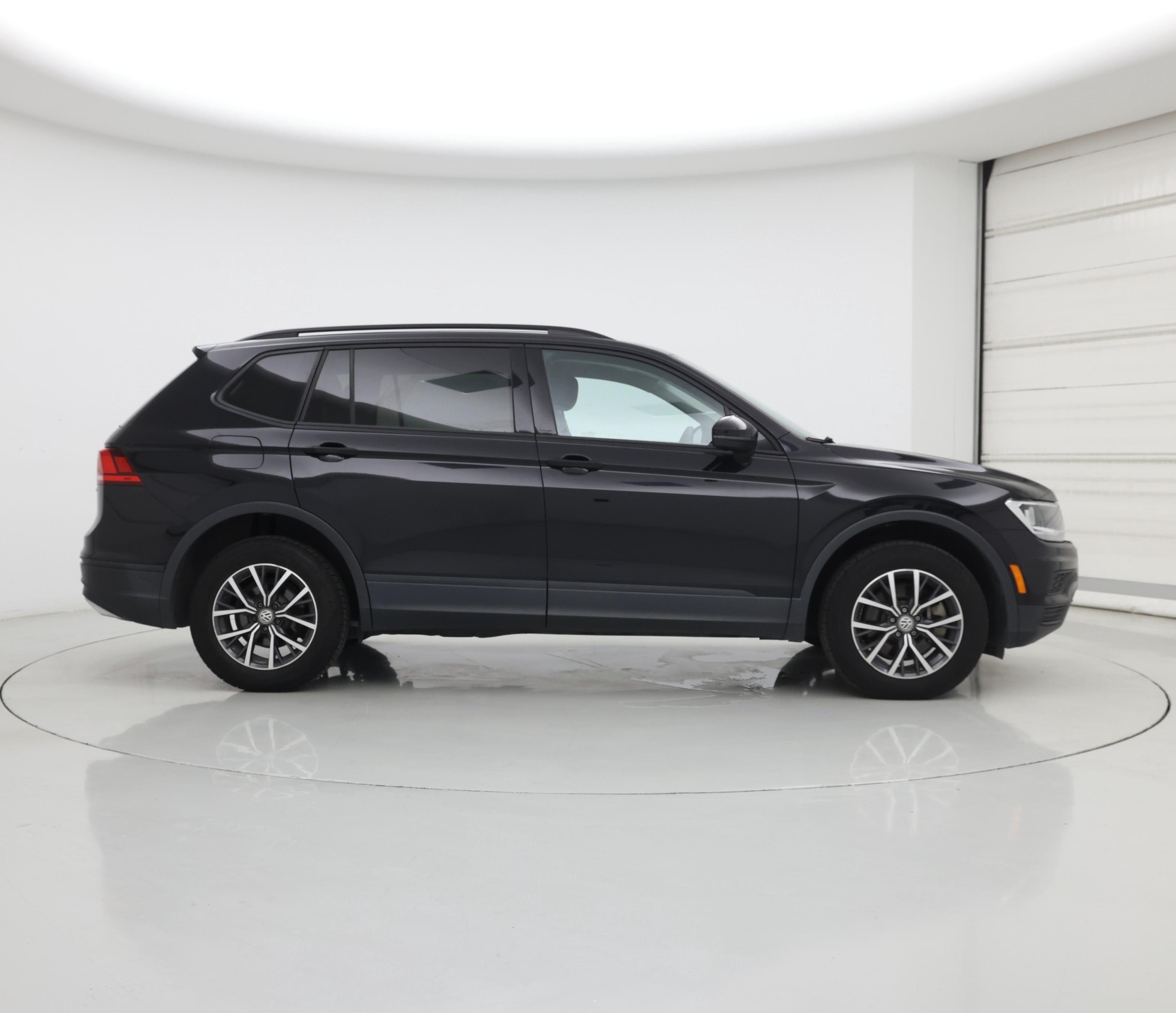 Thumbnail: 2021 Volkswagen Tiguan - 7