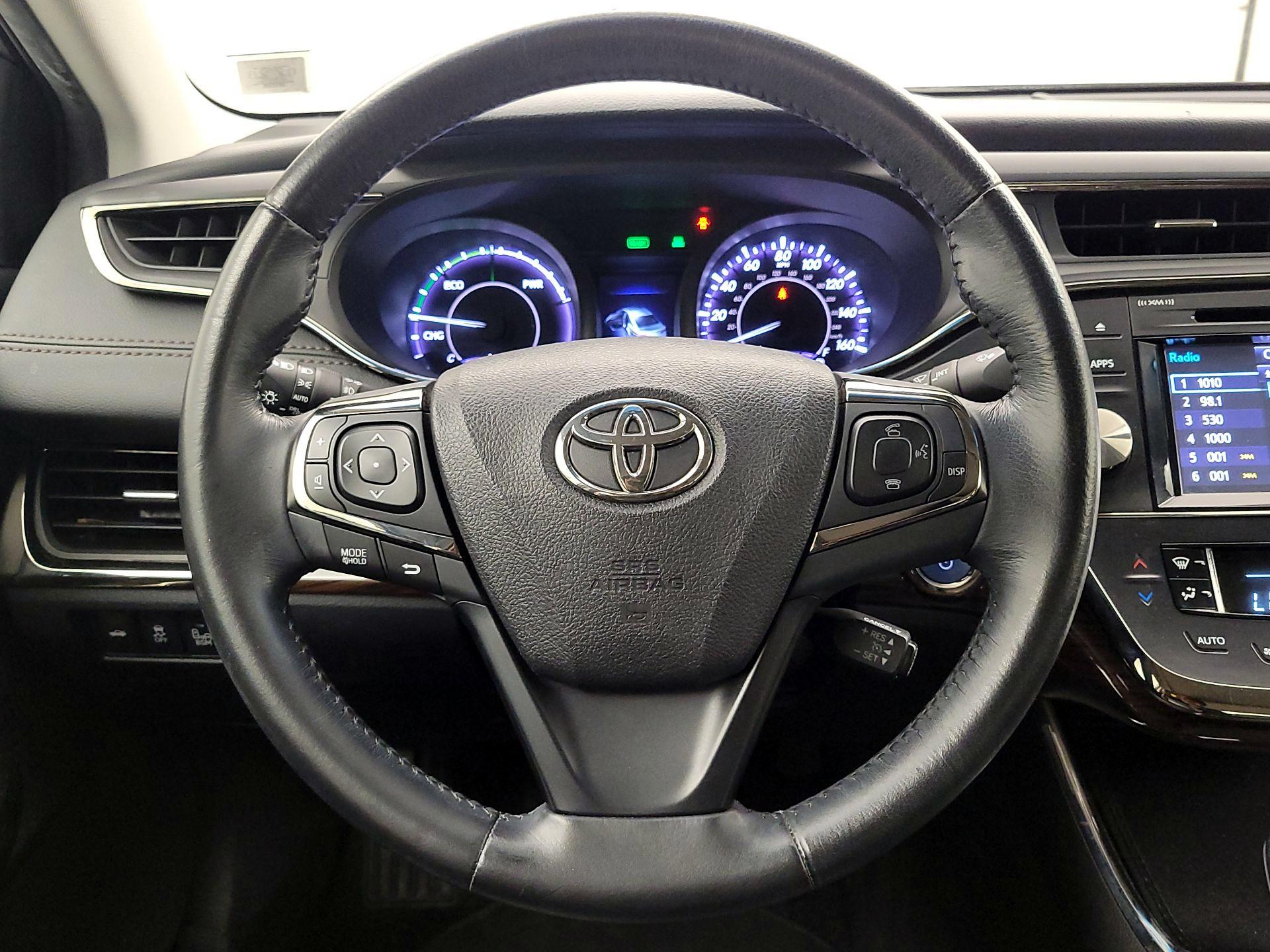 Thumbnail: 2015 Toyota Avalon - 10
