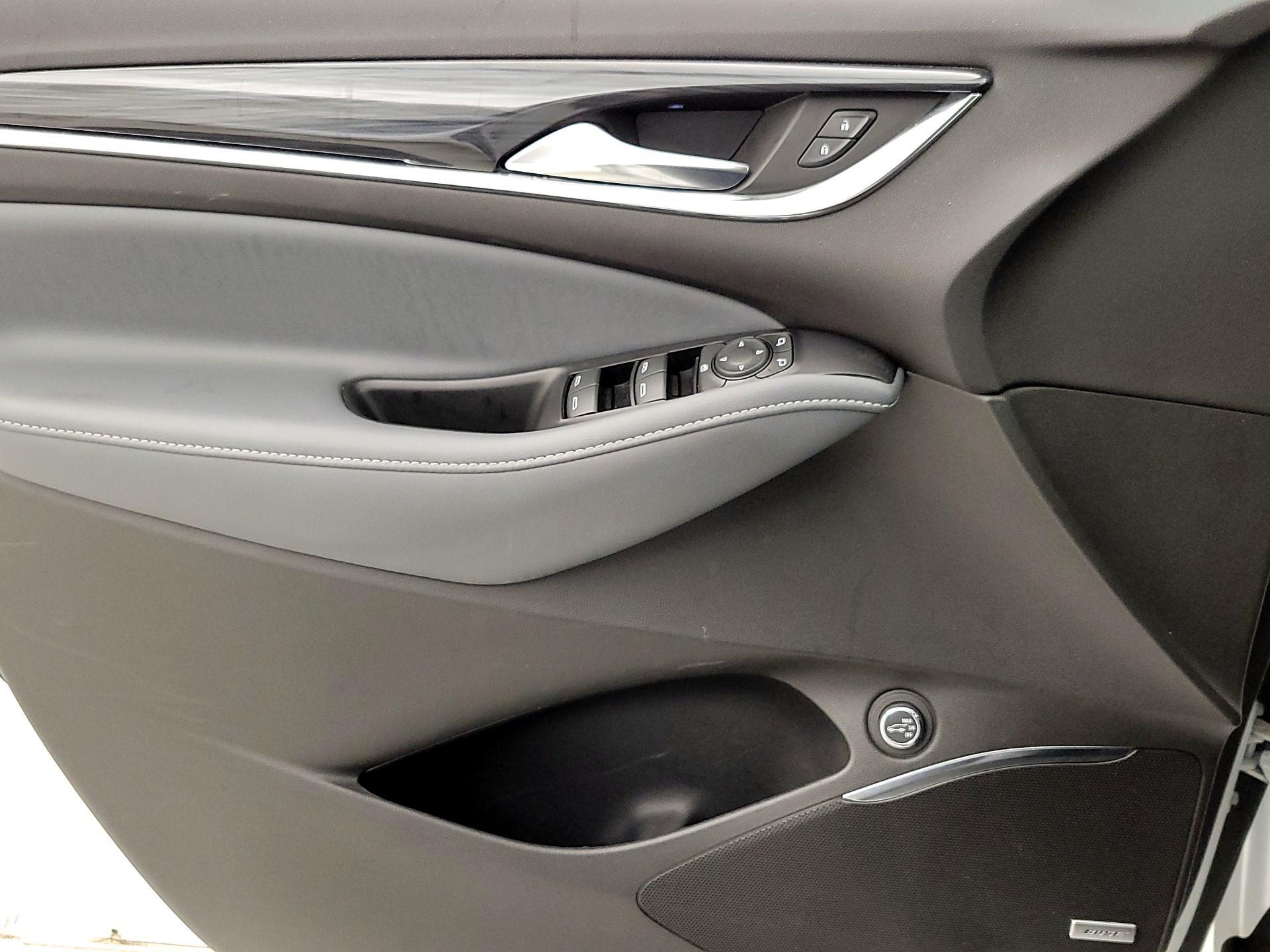 Thumbnail: 2021 Buick Enclave - 12