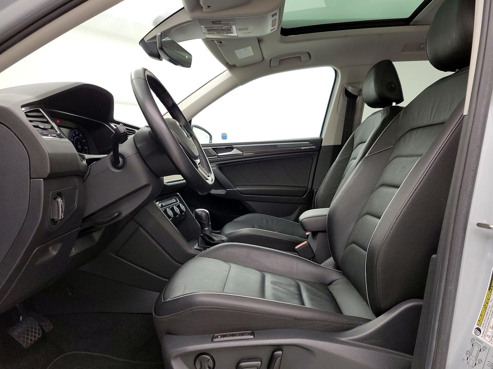 Thumbnail: 2018 Volkswagen Tiguan - 11