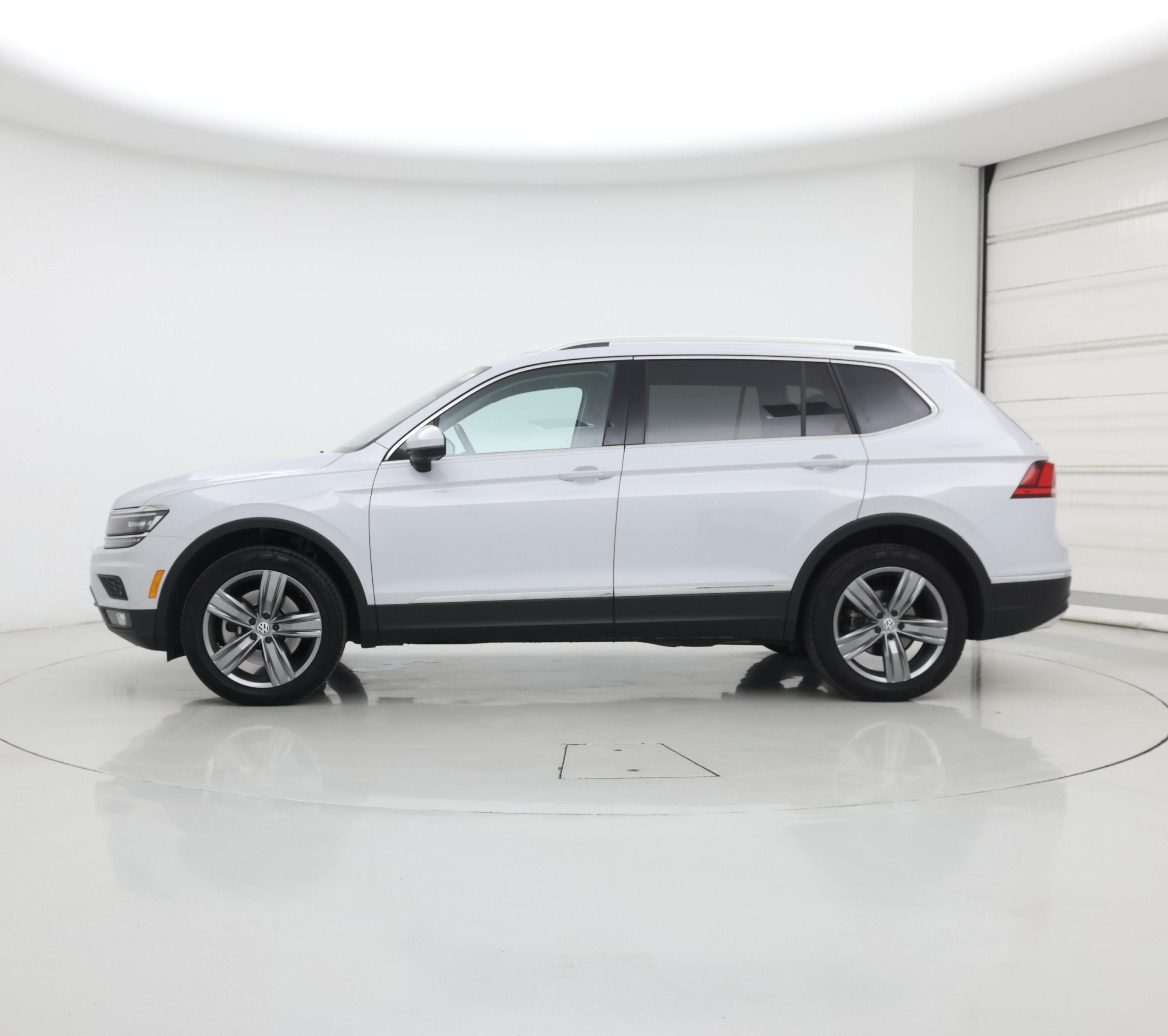 Thumbnail: 2018 Volkswagen Tiguan - 3