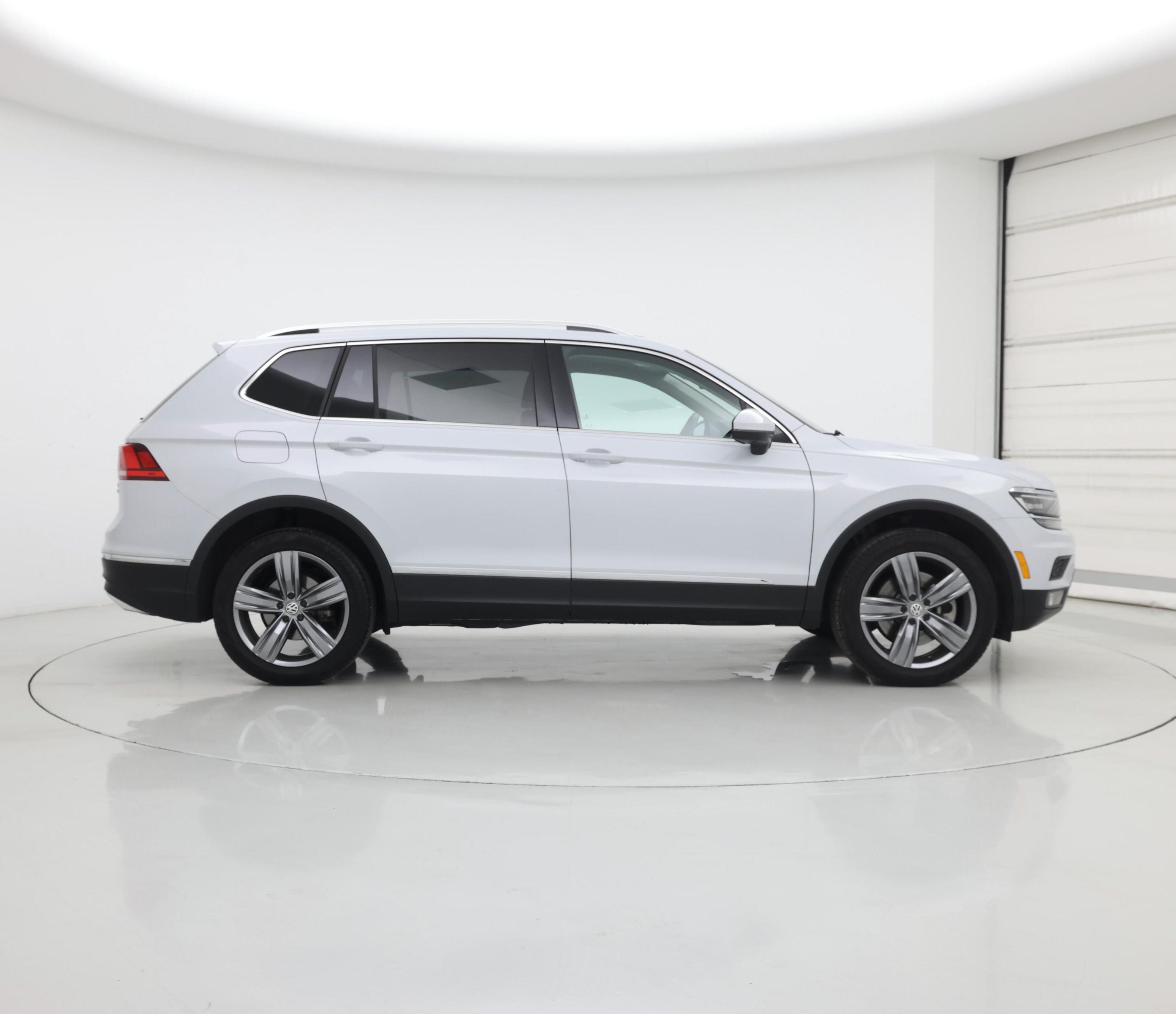 Thumbnail: 2018 Volkswagen Tiguan - 7