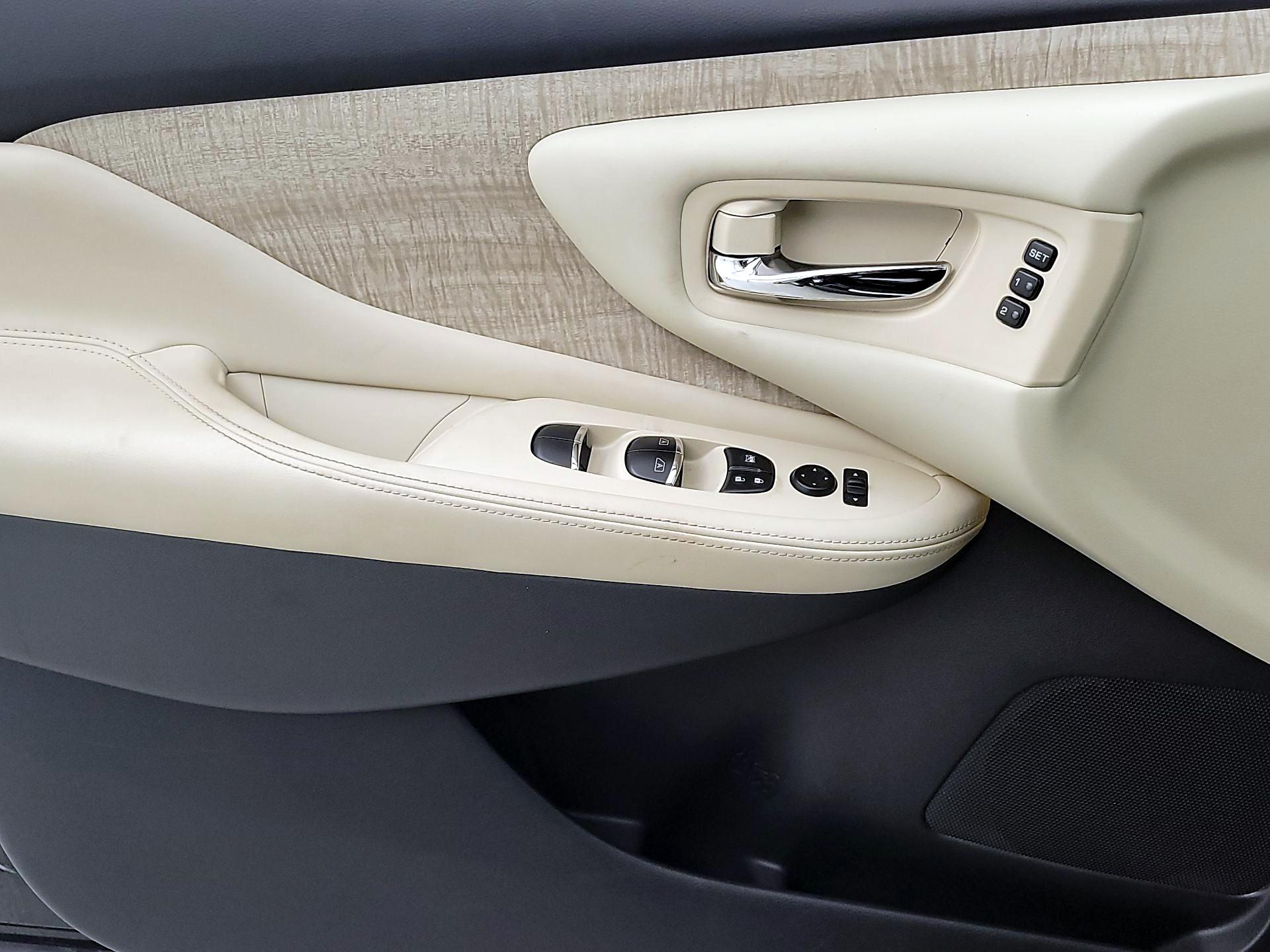 Thumbnail: 2020 Nissan Murano - 12