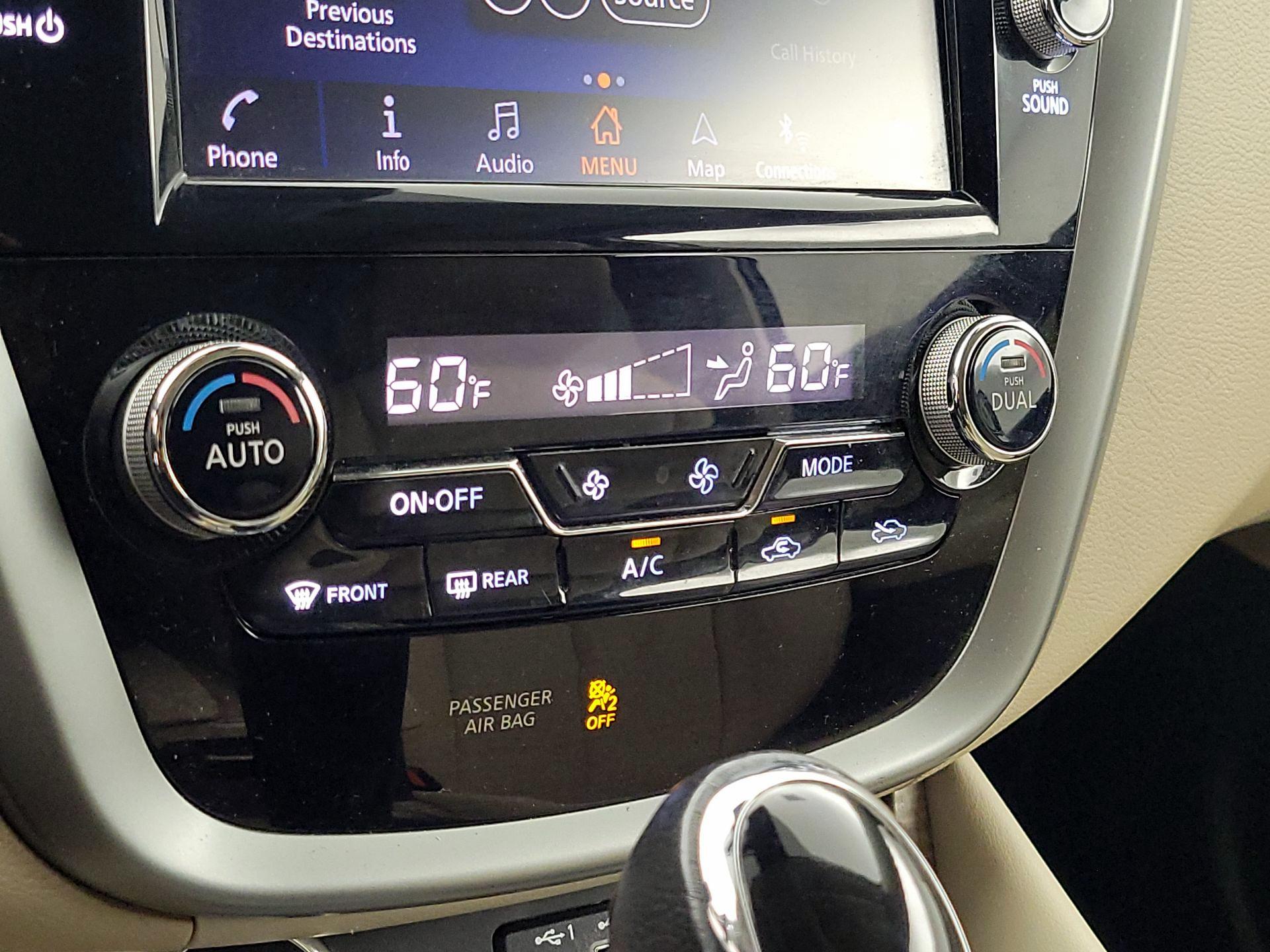 Thumbnail: 2020 Nissan Murano - 17