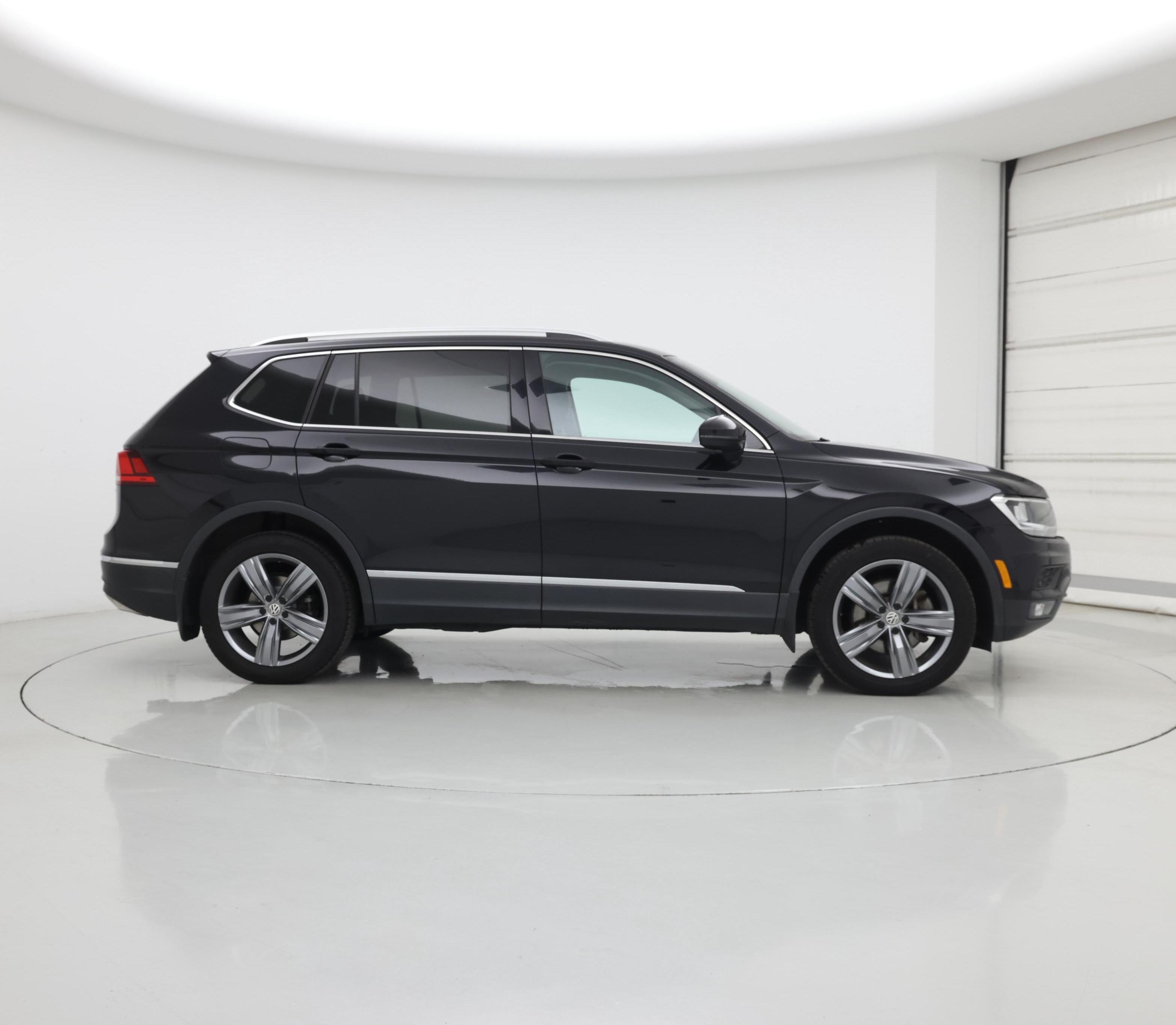 Thumbnail: 2020 Volkswagen Tiguan - 7