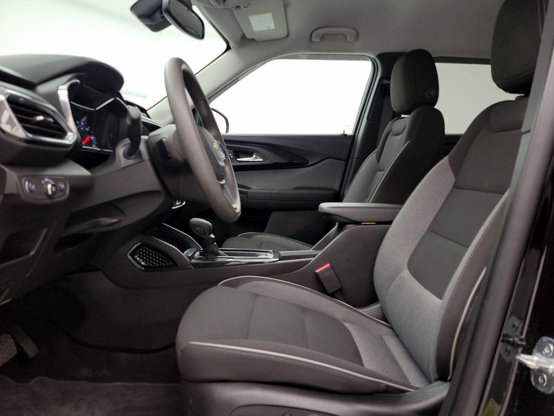 Thumbnail: 2023 Chevrolet TrailBlazer - 11
