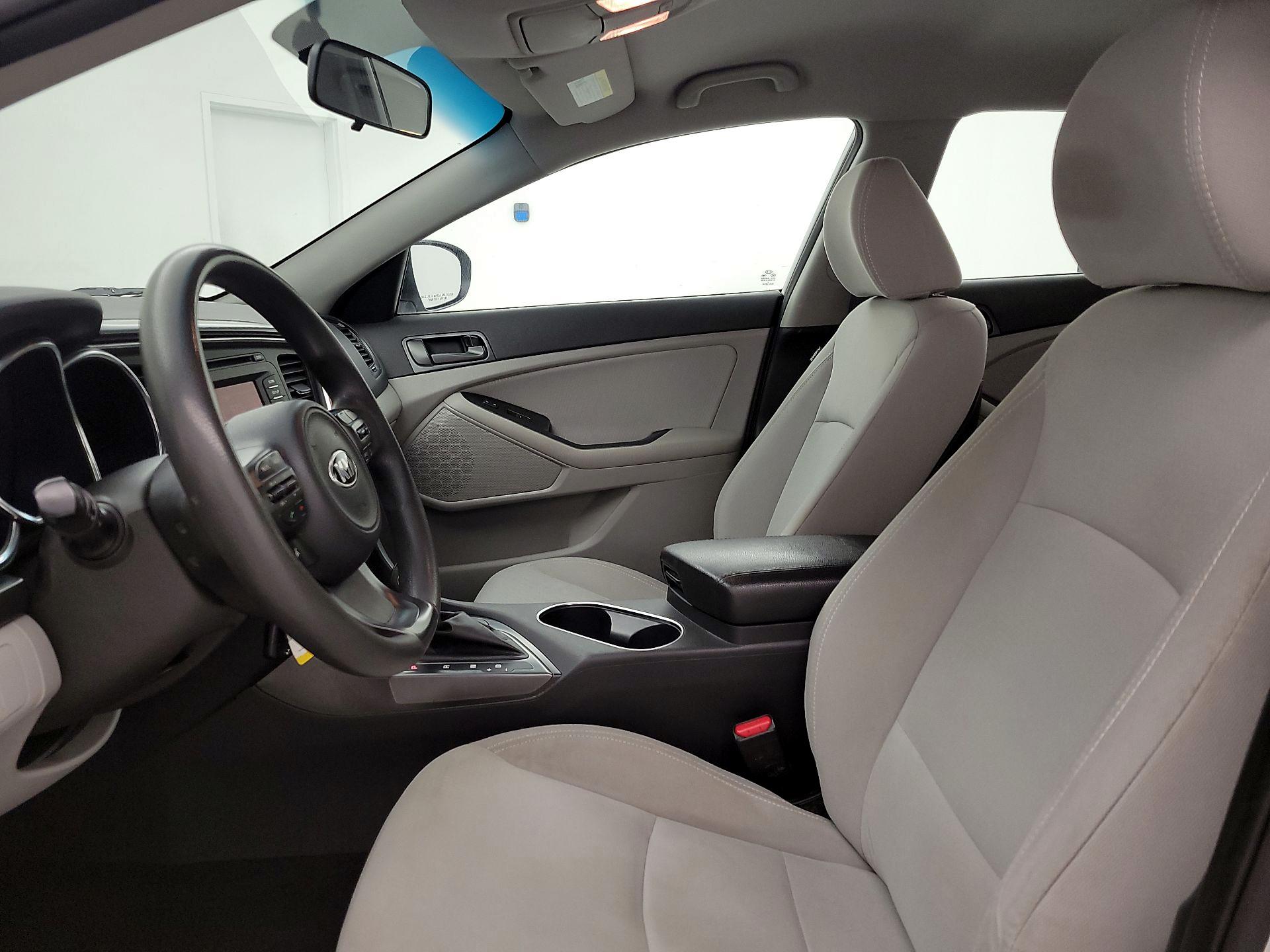 Thumbnail: 2014 Kia Optima - 11