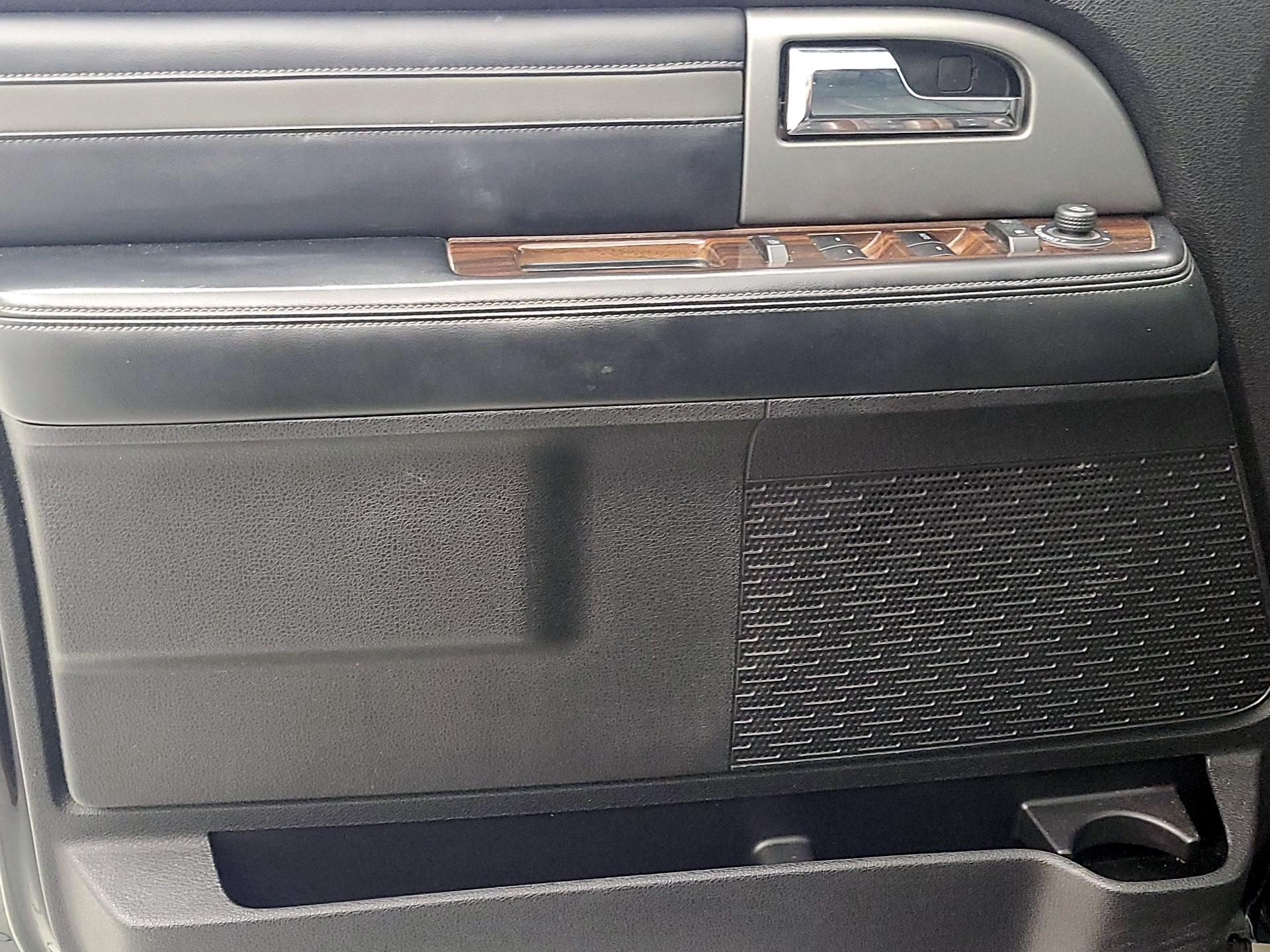 Thumbnail: 2016 Ford Expedition - 12