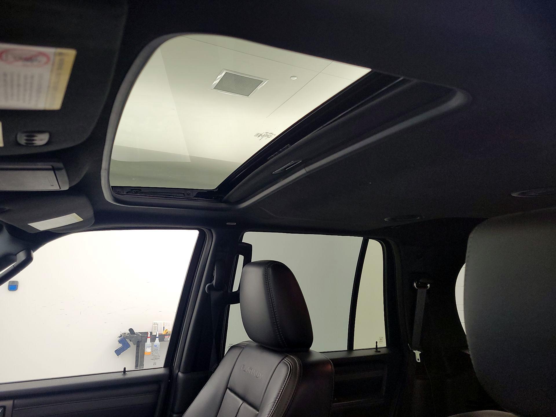 Thumbnail: 2016 Ford Expedition - 20