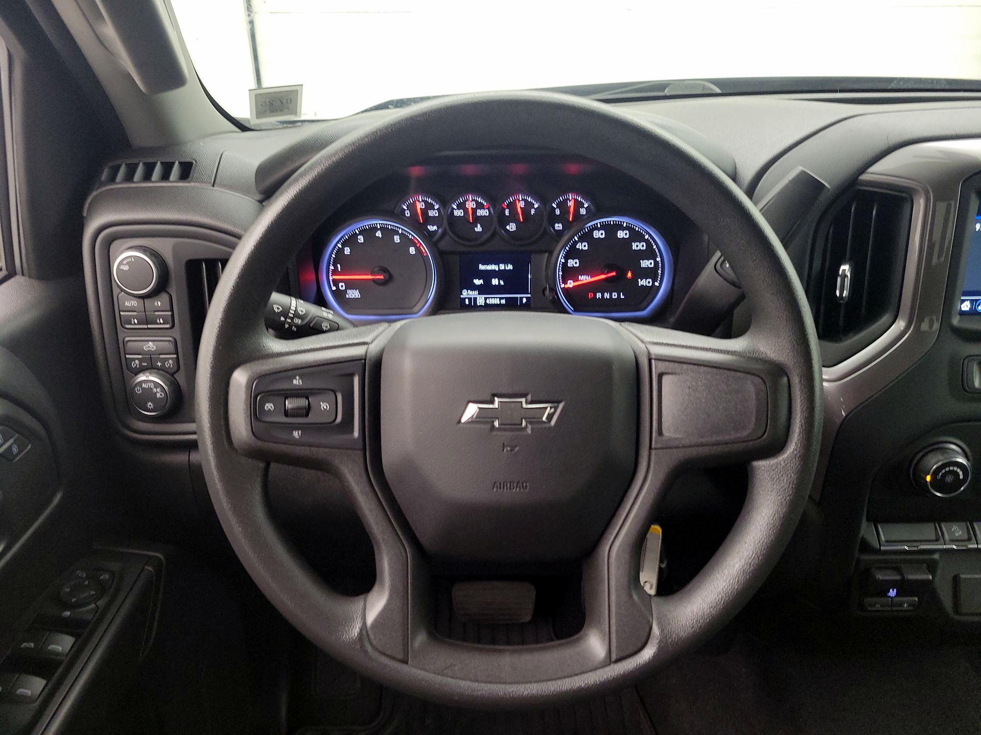 Thumbnail: 2019 Chevrolet Silverado 1500 - 10