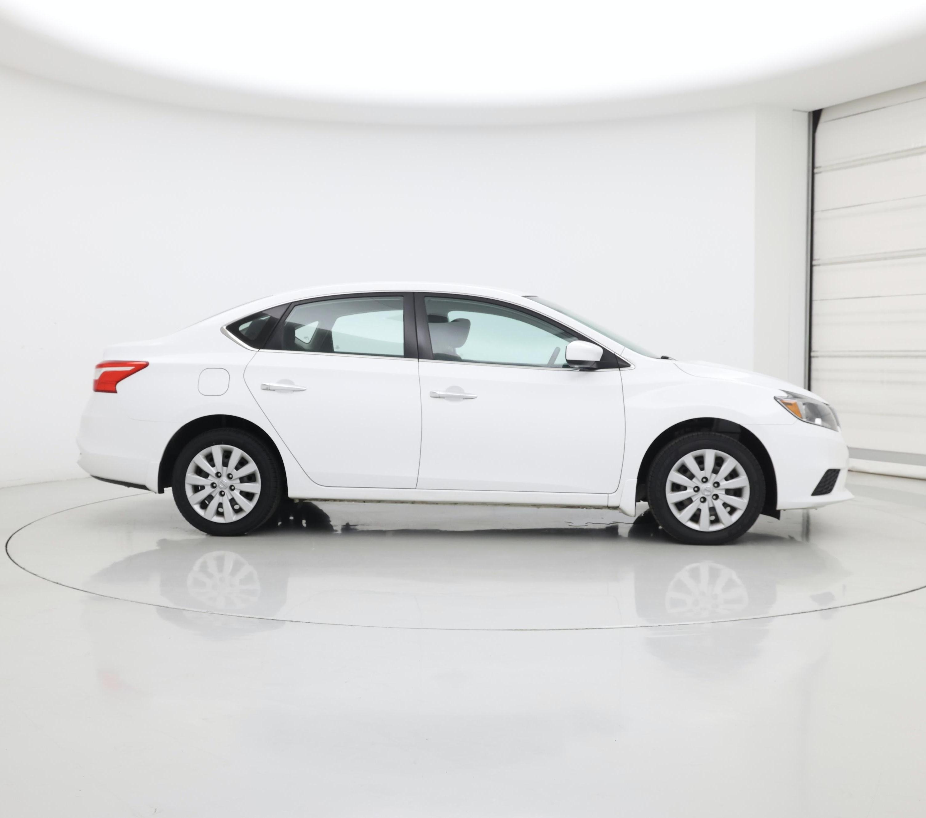 Thumbnail: 2018 Nissan Sentra - 7