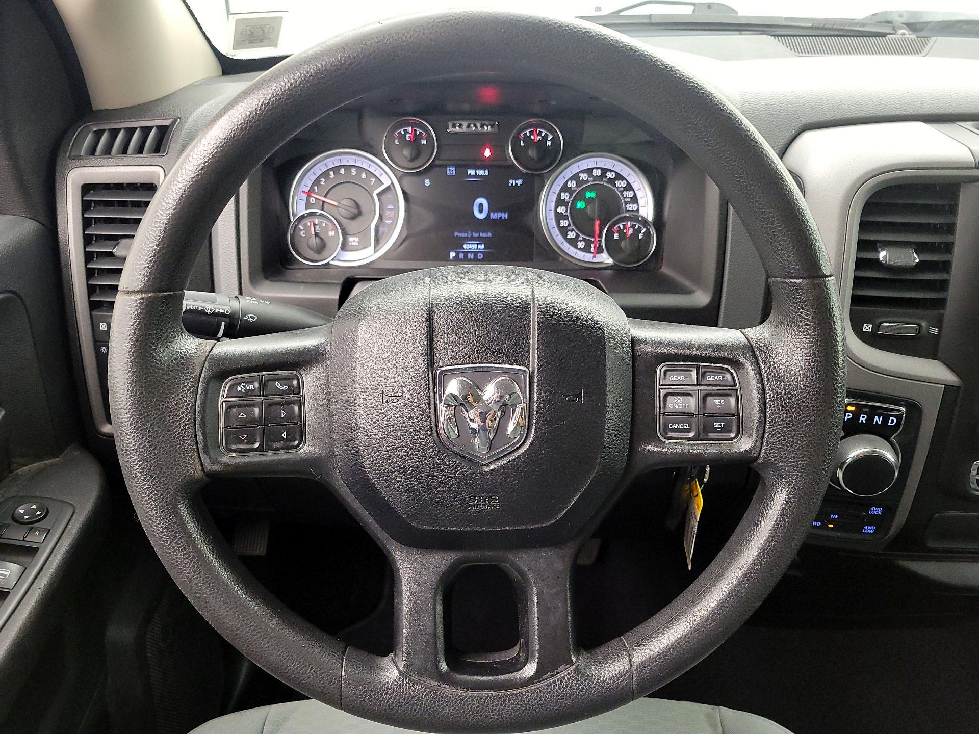 Thumbnail: 2019 RAM 1500 Classic - 10