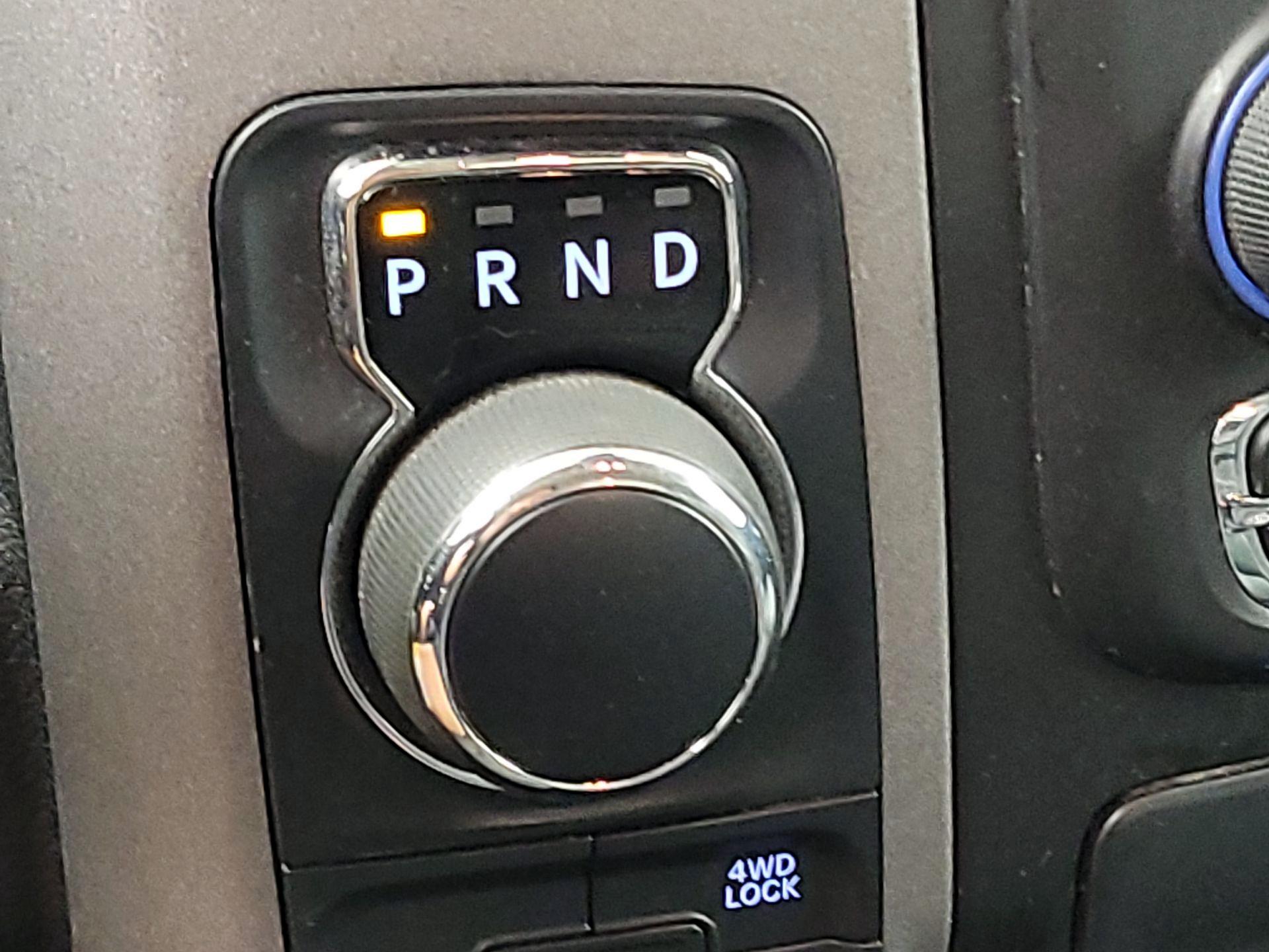Thumbnail: 2019 RAM 1500 Classic - 17