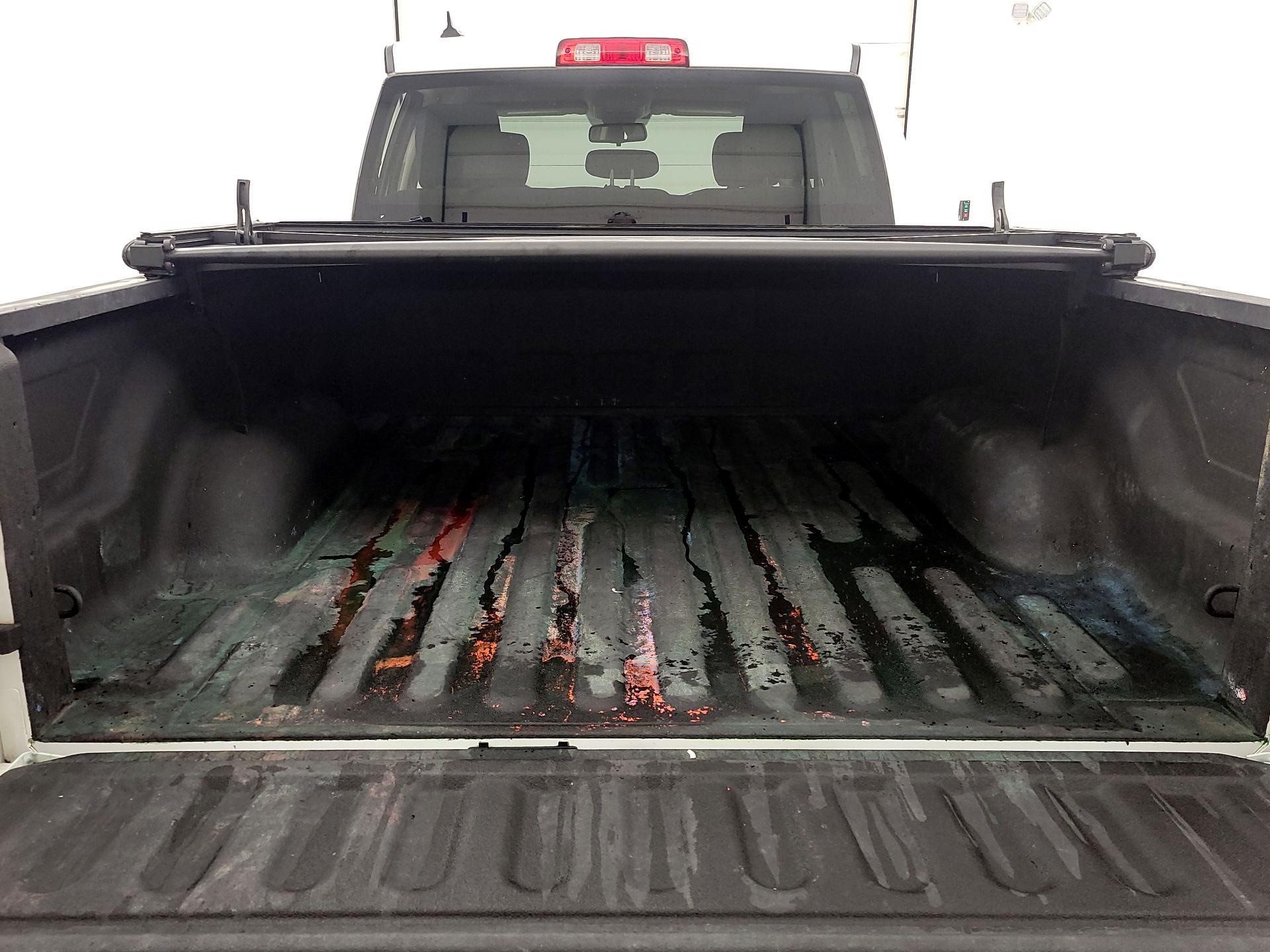 Thumbnail: 2019 RAM 1500 Classic - 20