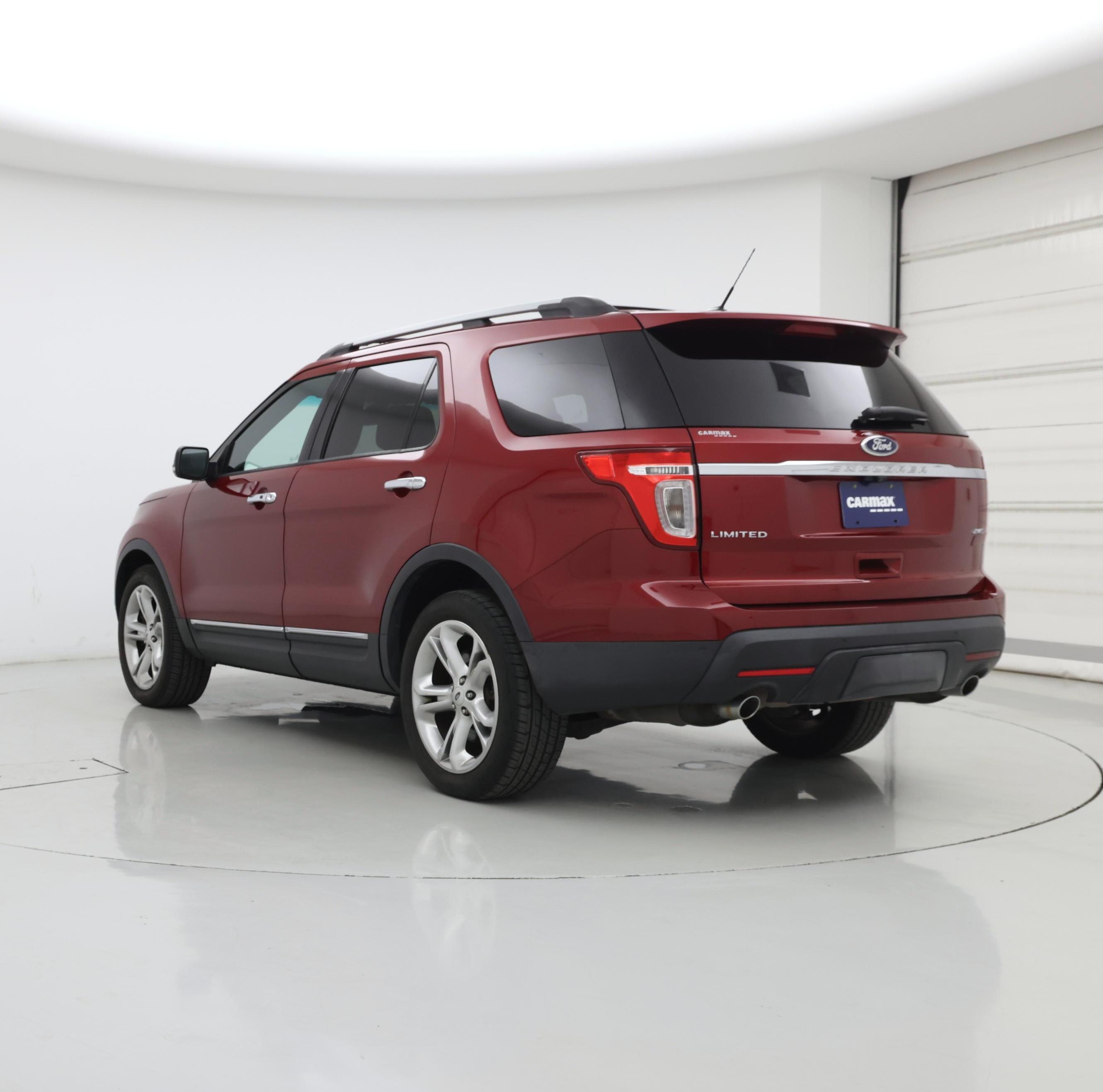 Thumbnail: 2015 Ford Explorer - 2