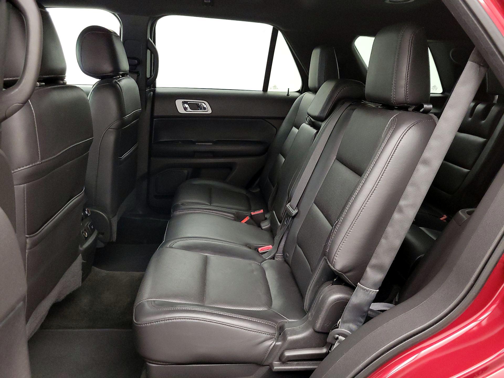 Thumbnail: 2015 Ford Explorer - 20