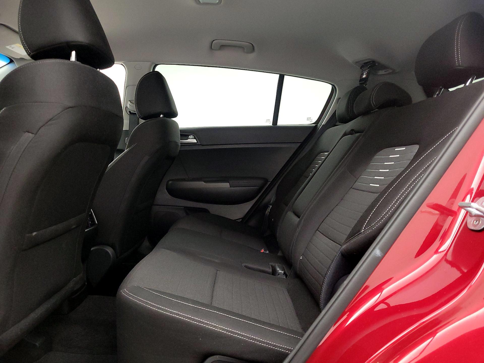 Thumbnail: 2020 Kia Sportage - 19