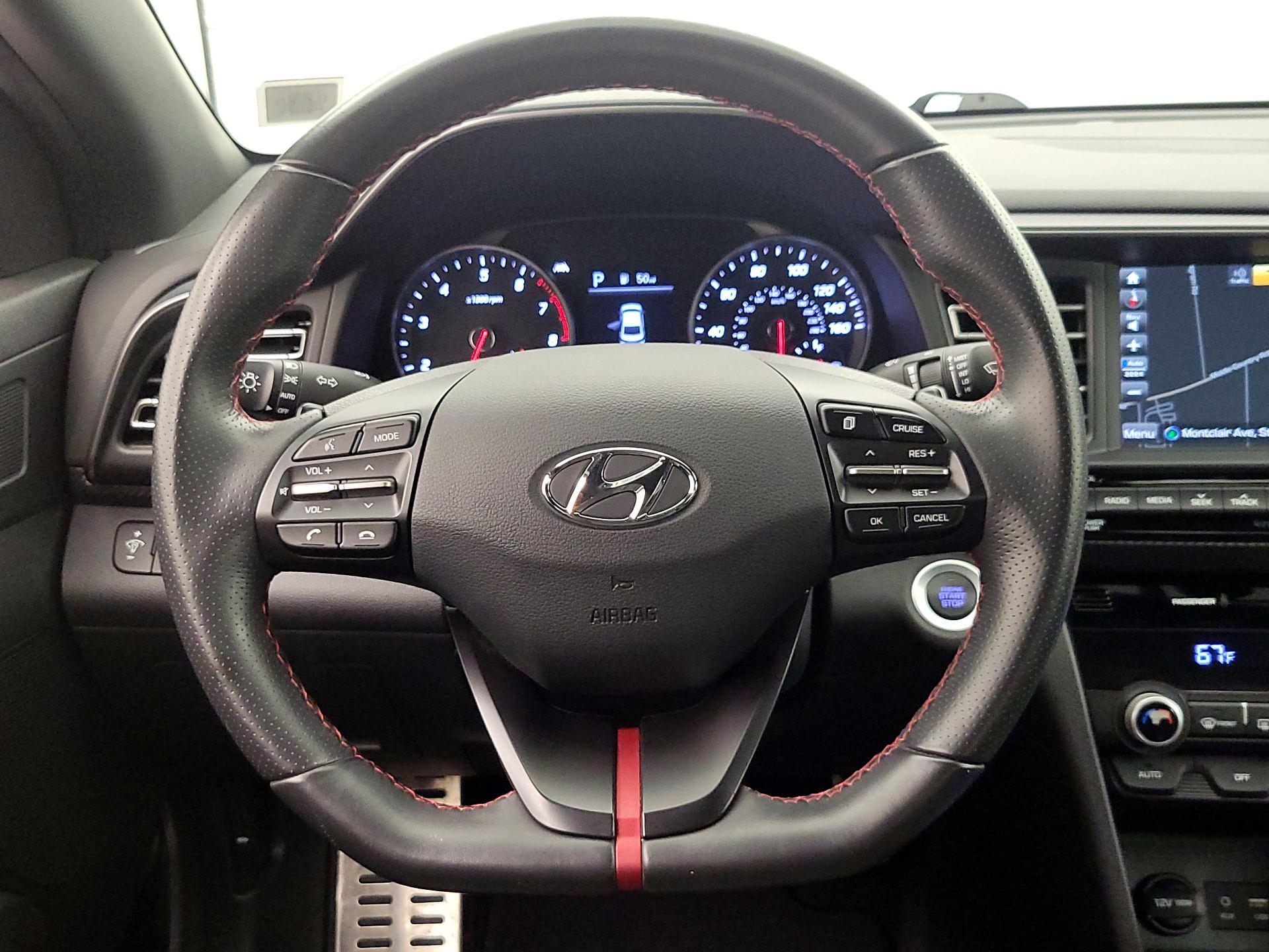 Thumbnail: 2020 Hyundai Elantra - 10