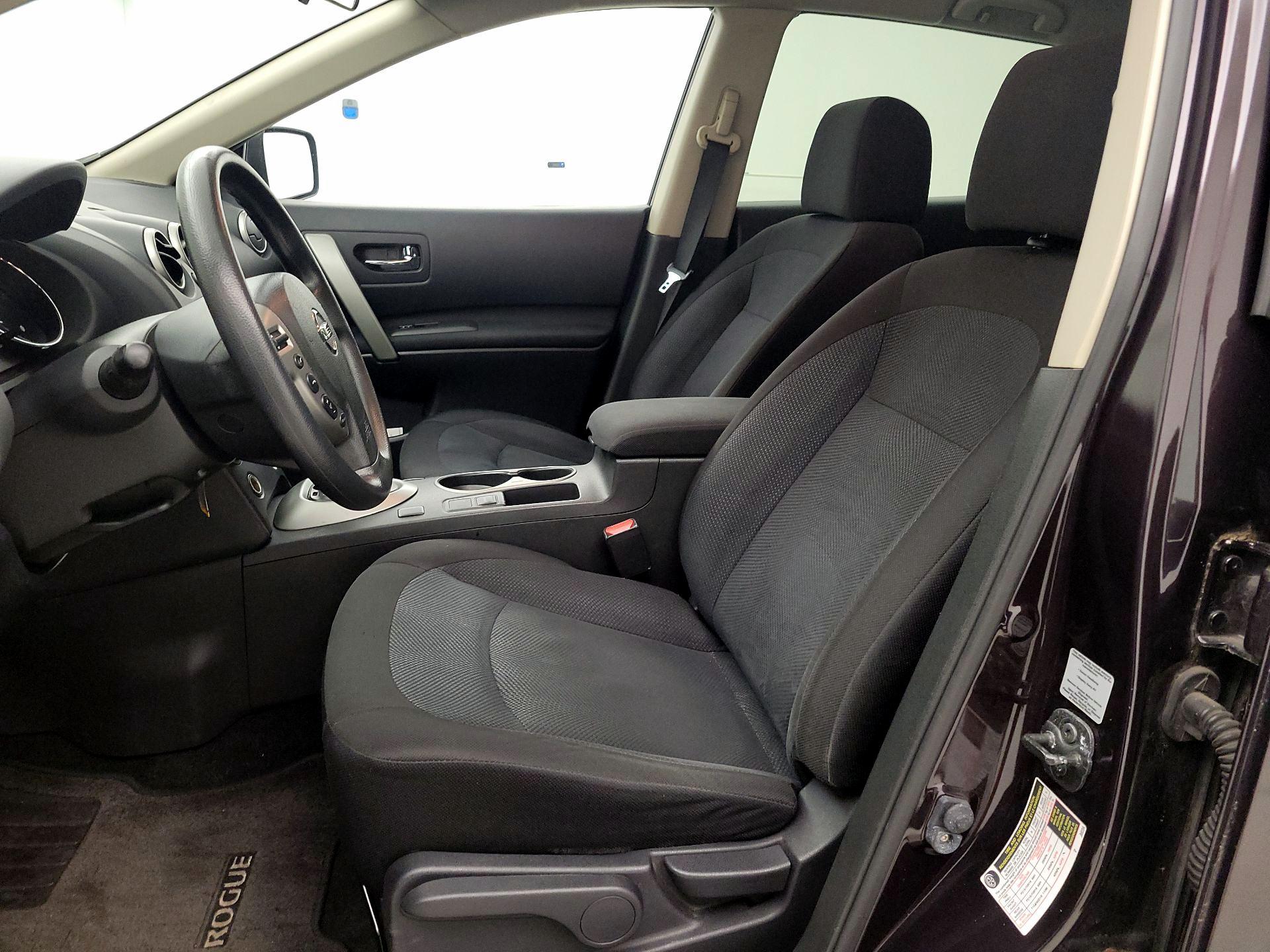 Thumbnail: 2013 Nissan Rogue - 11