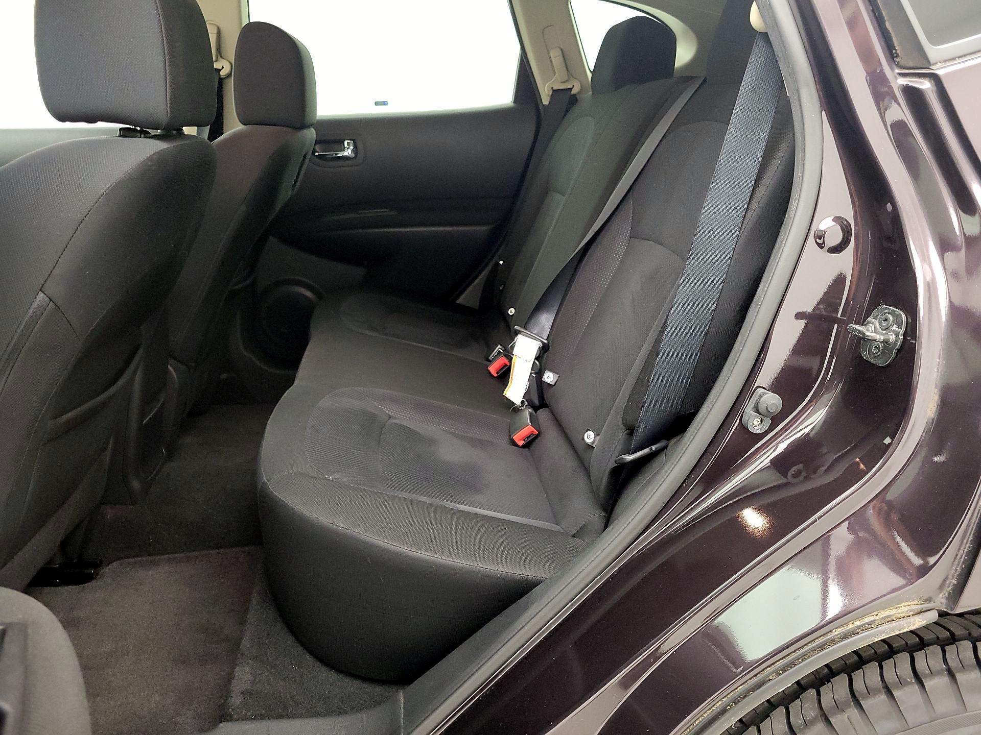 Thumbnail: 2013 Nissan Rogue - 19