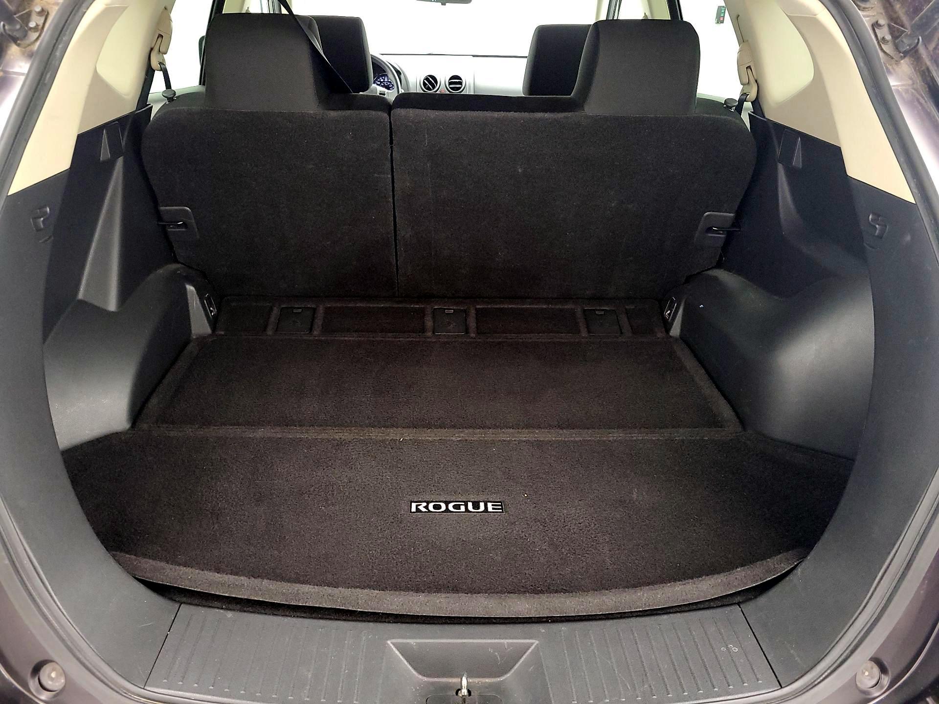 Thumbnail: 2013 Nissan Rogue - 20