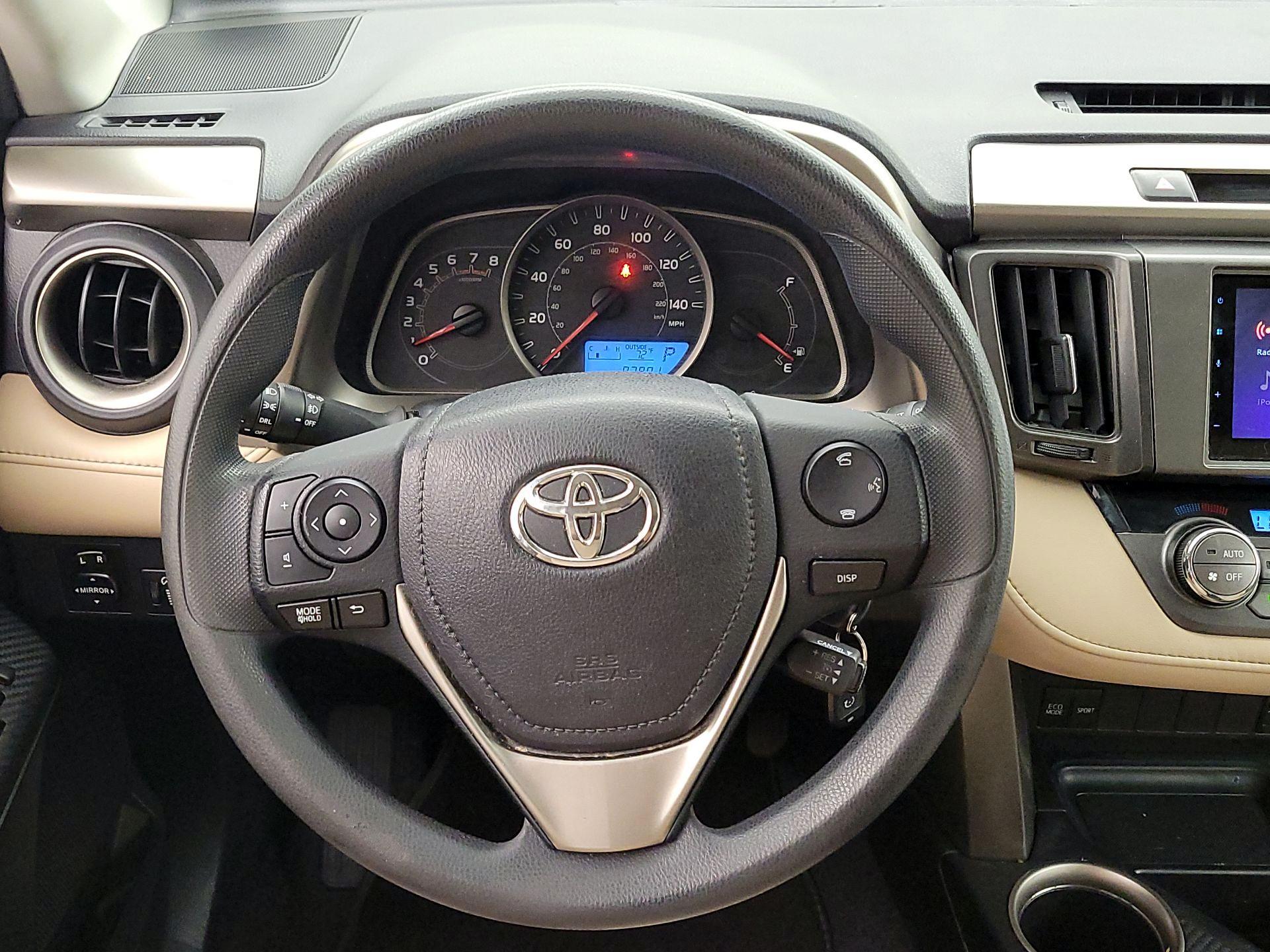 Thumbnail: 2014 Toyota RAV4 - 10