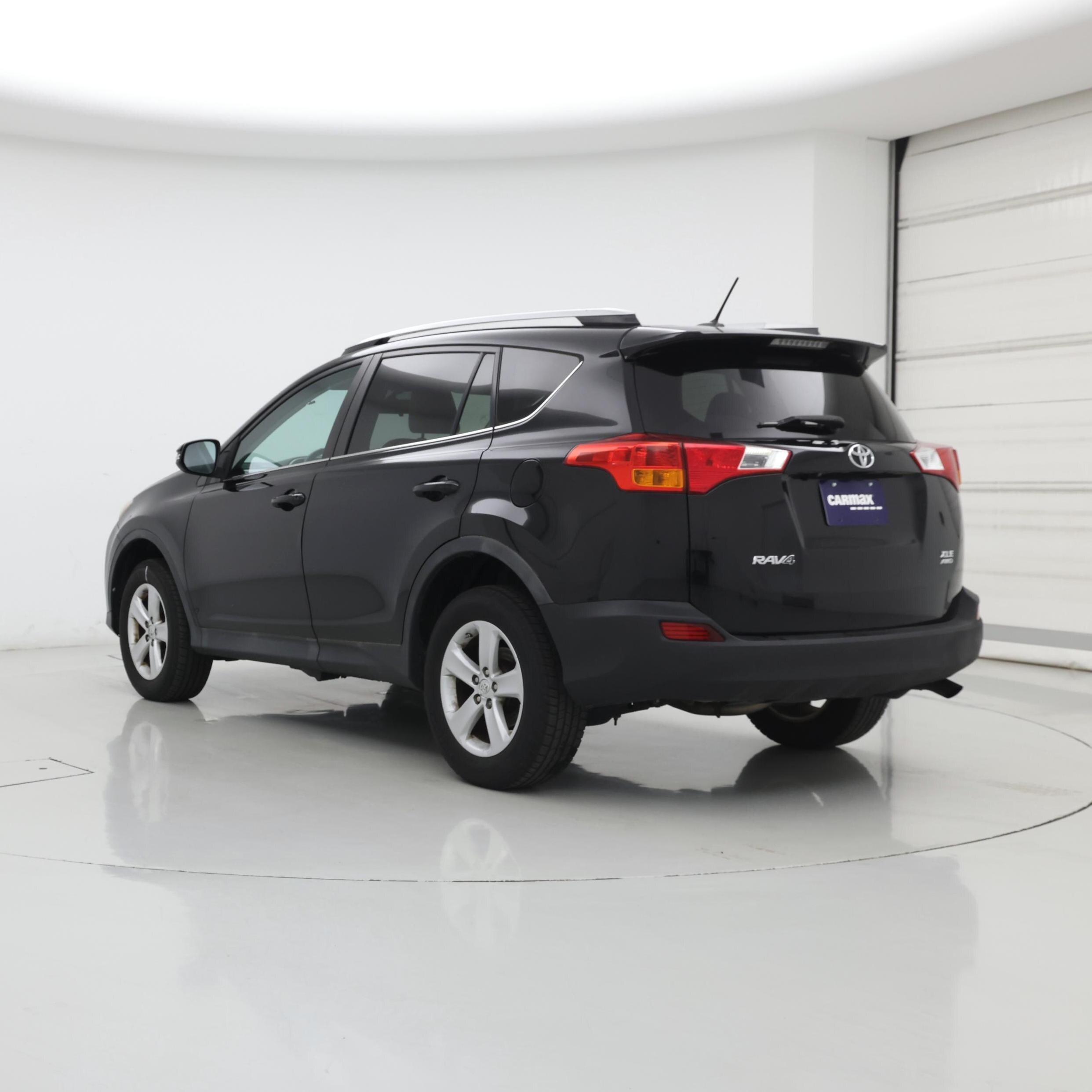 Thumbnail: 2014 Toyota RAV4 - 2