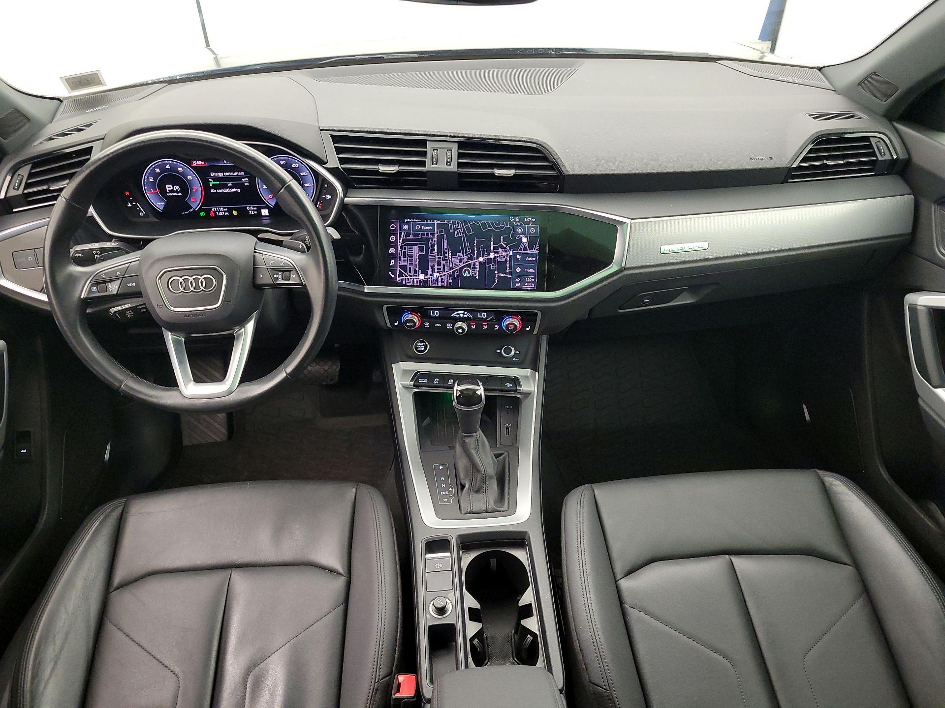 Thumbnail: 2021 Audi Q3 - 9