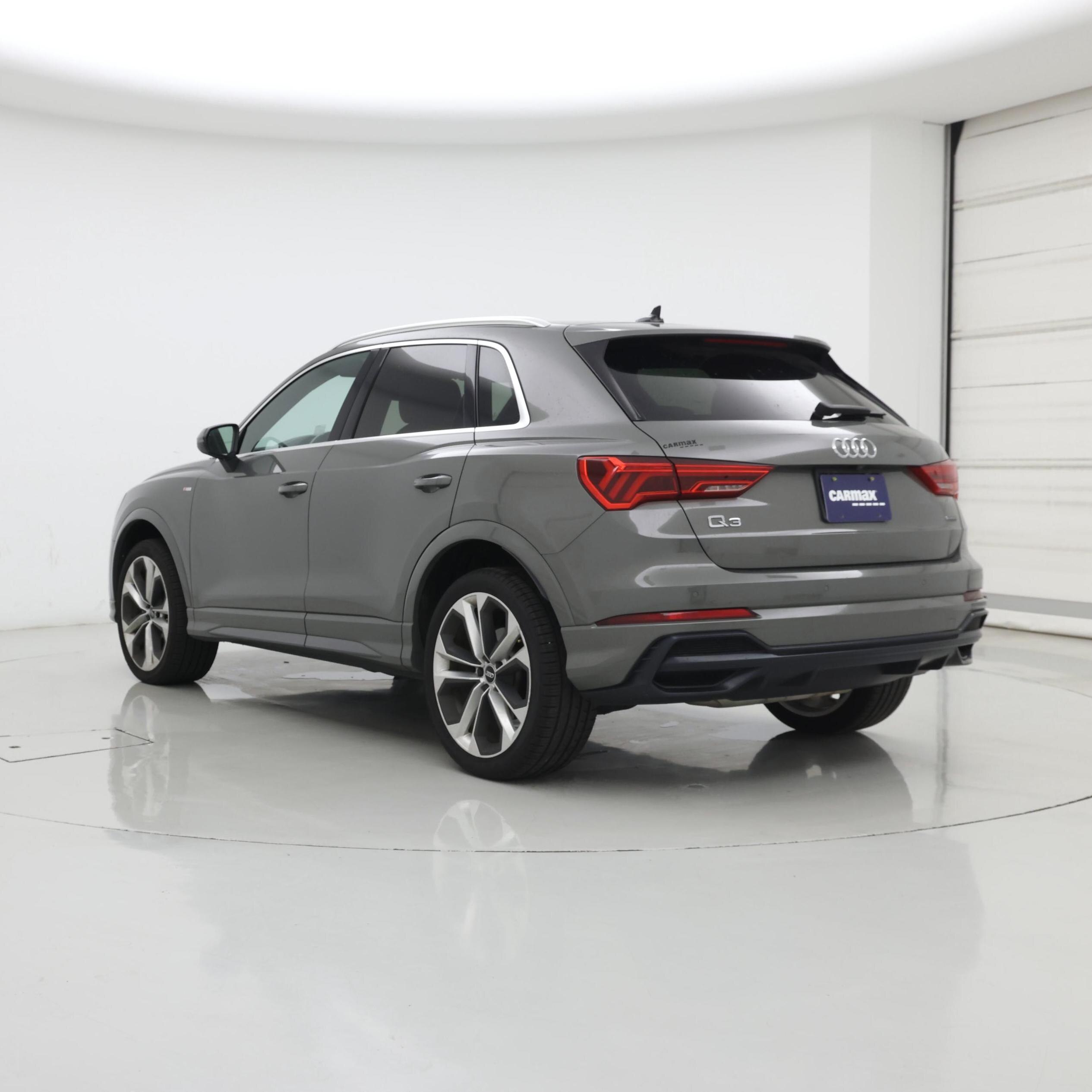 Thumbnail: 2021 Audi Q3 - 2
