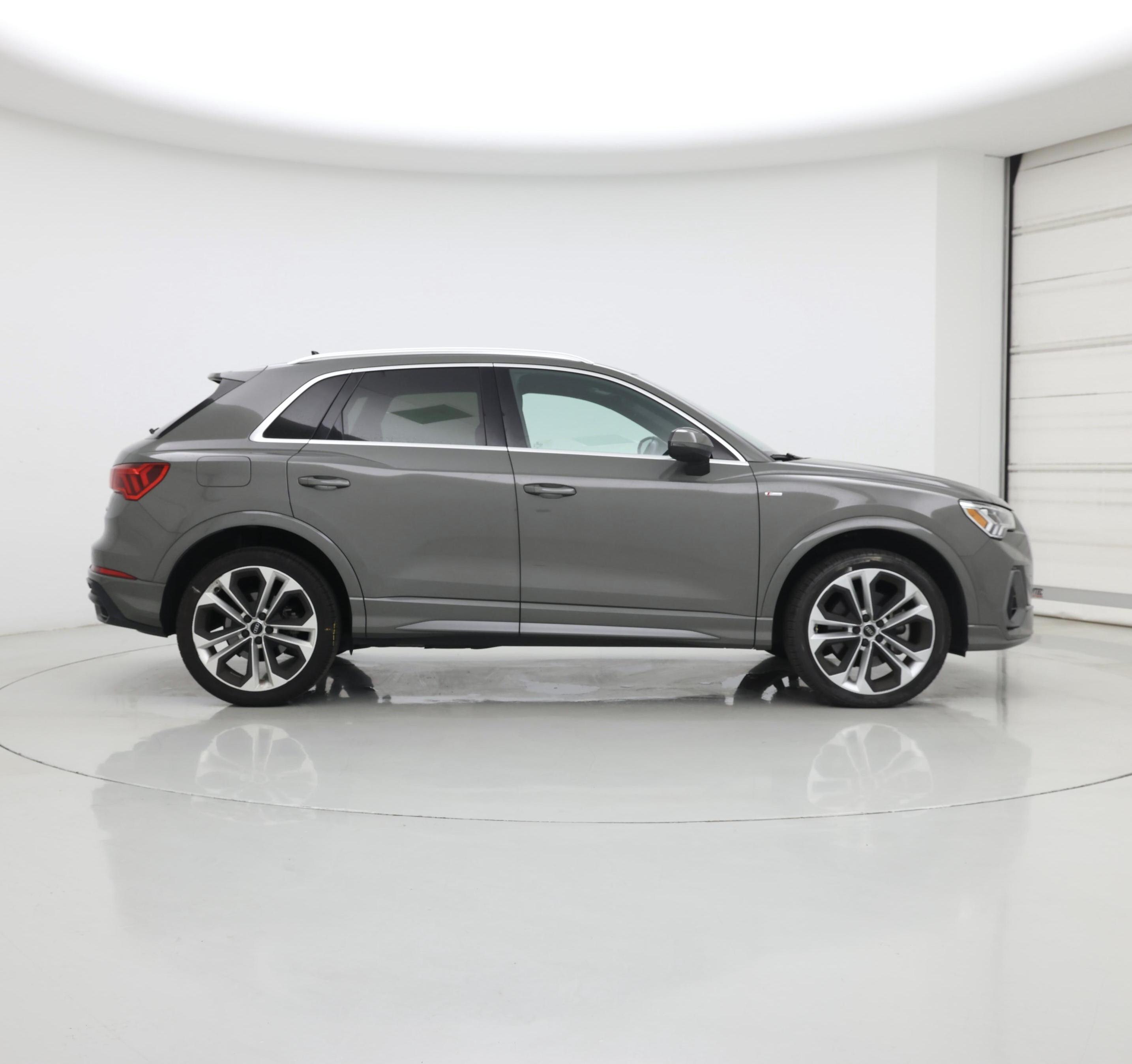 Thumbnail: 2021 Audi Q3 - 7