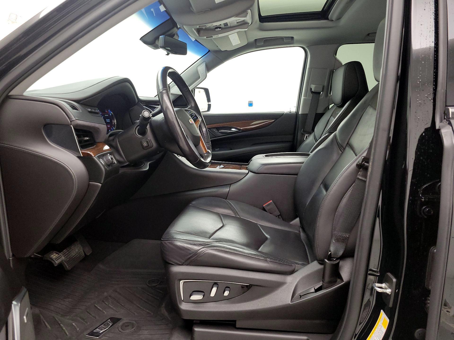 Thumbnail: 2019 Cadillac Escalade - 11