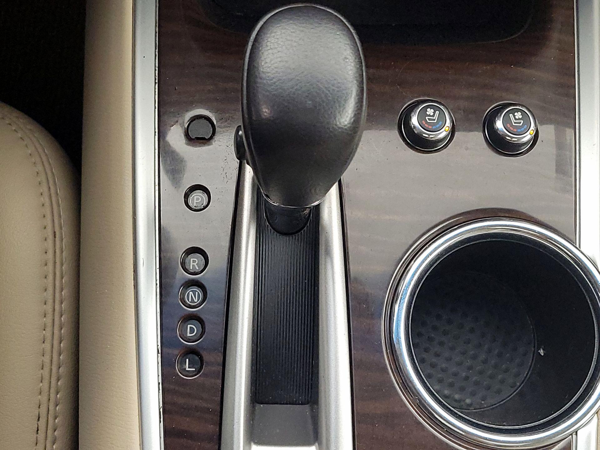 Thumbnail: 2016 Nissan Pathfinder - 18