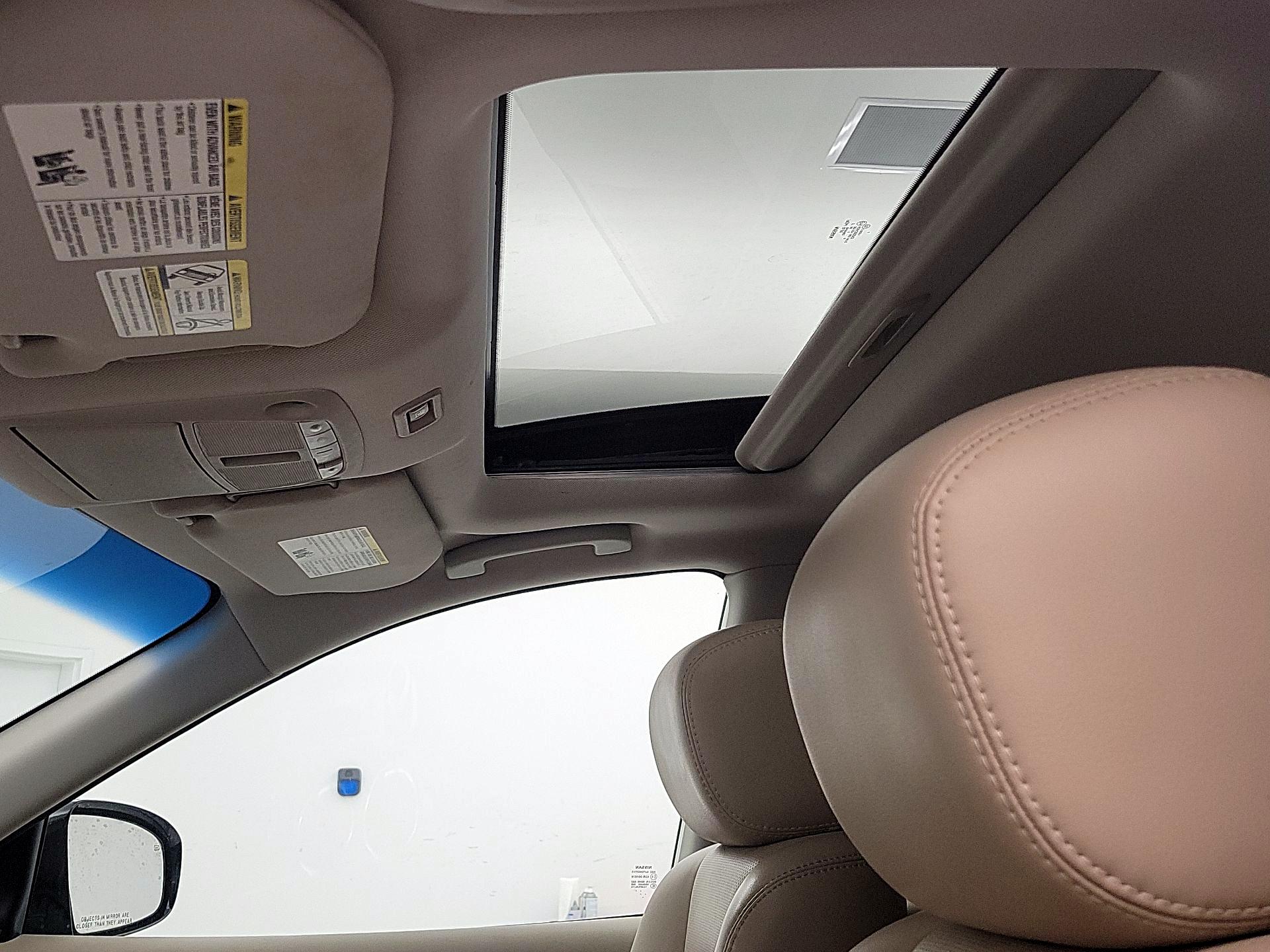 Thumbnail: 2016 Nissan Pathfinder - 20