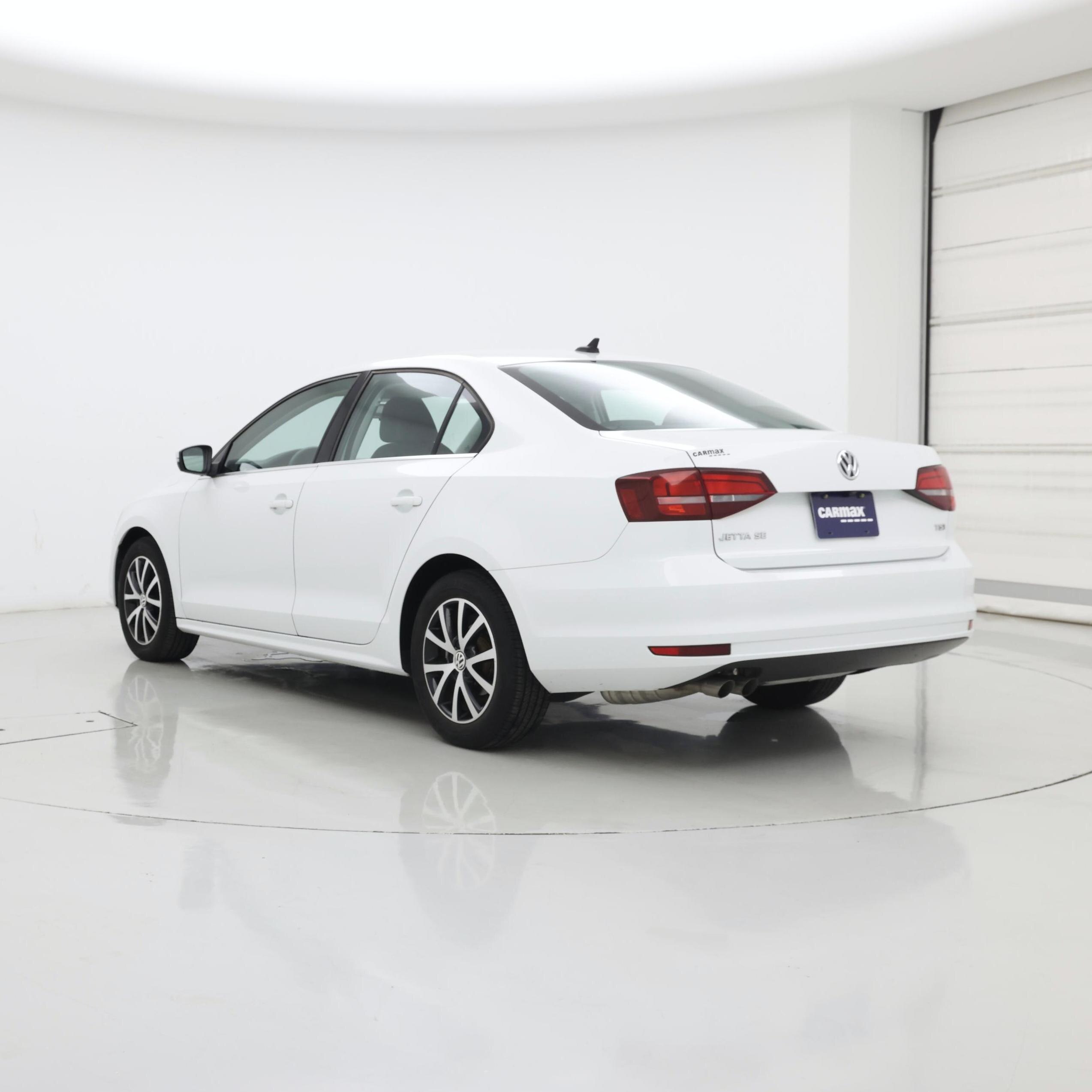 Thumbnail: 2017 Volkswagen Jetta - 2